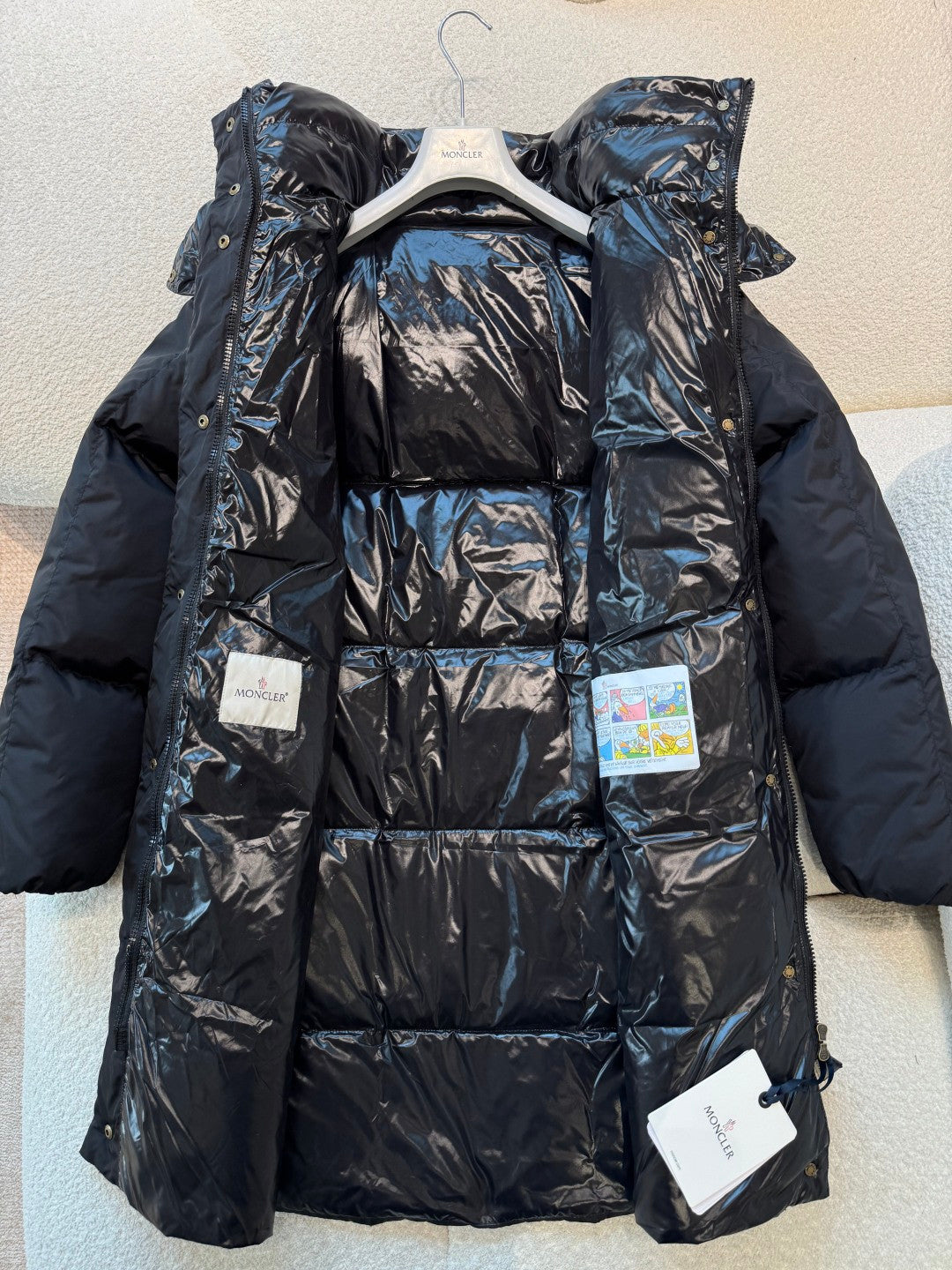 2025 FallWinter Women's LITTE Mid-Length Jacket with Detachable Shoulders. Made of Wrinkle-Resistant Down Fabric. Straight Cut. Knee-Length. Warm Jacket #83145A