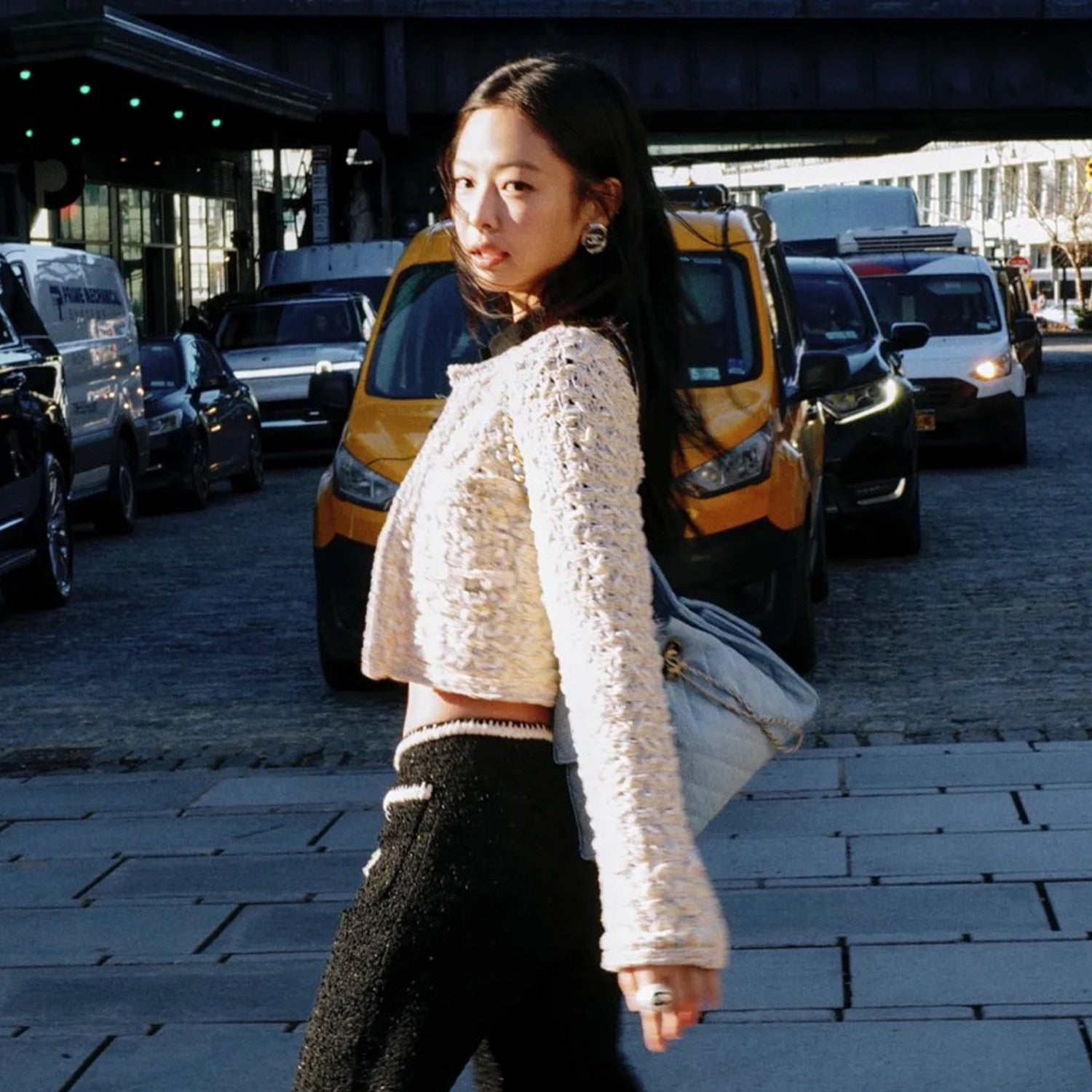 Women's  Spring And Summer Pink Woven Knit Sweater Jacket Round Neck Single Breasted Pocket Fashion Temperament Elegant Short Top Ngvp #1344