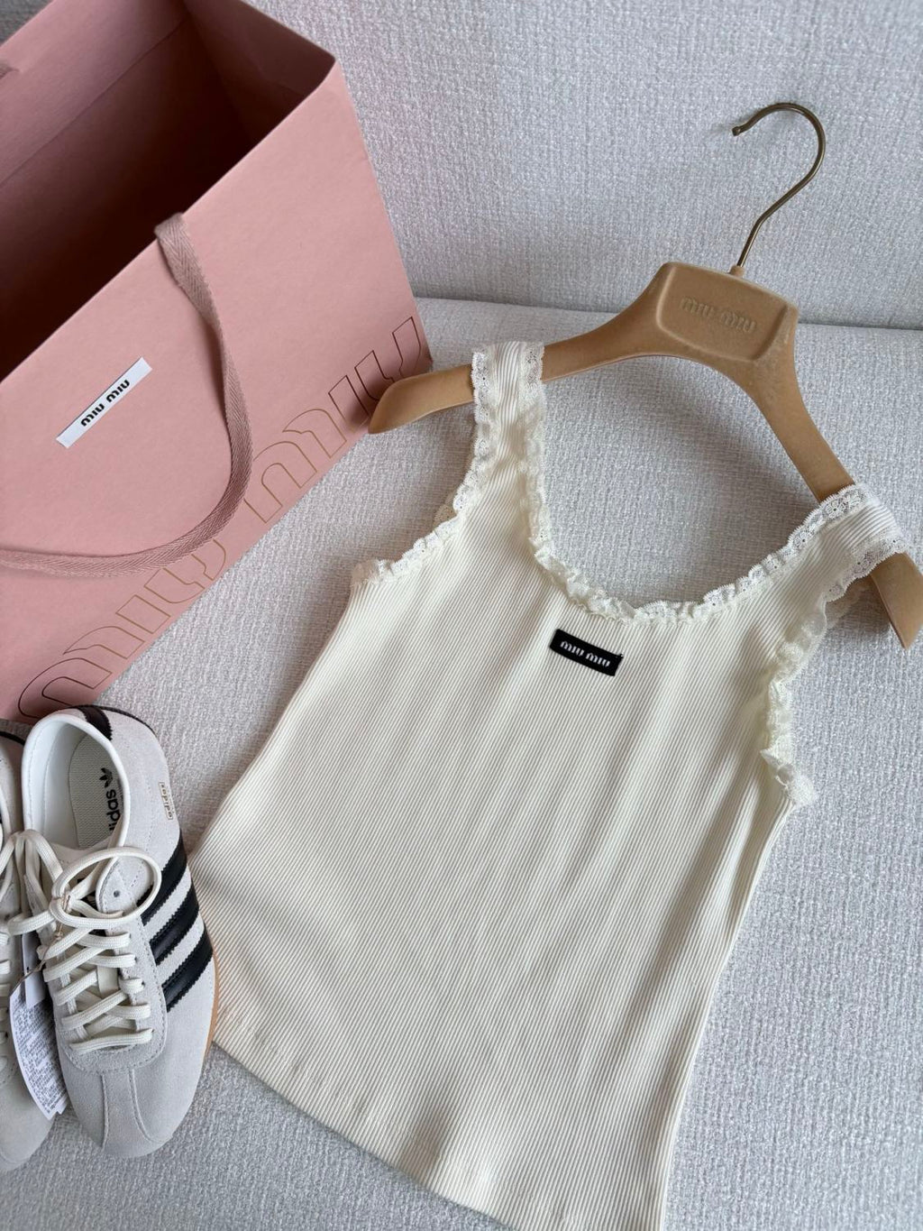 Lace White Knitted Vest Women's Spring And Summer Fashion Elegant Slim Patch Logo Undershirt T-shirt Tops  #81438