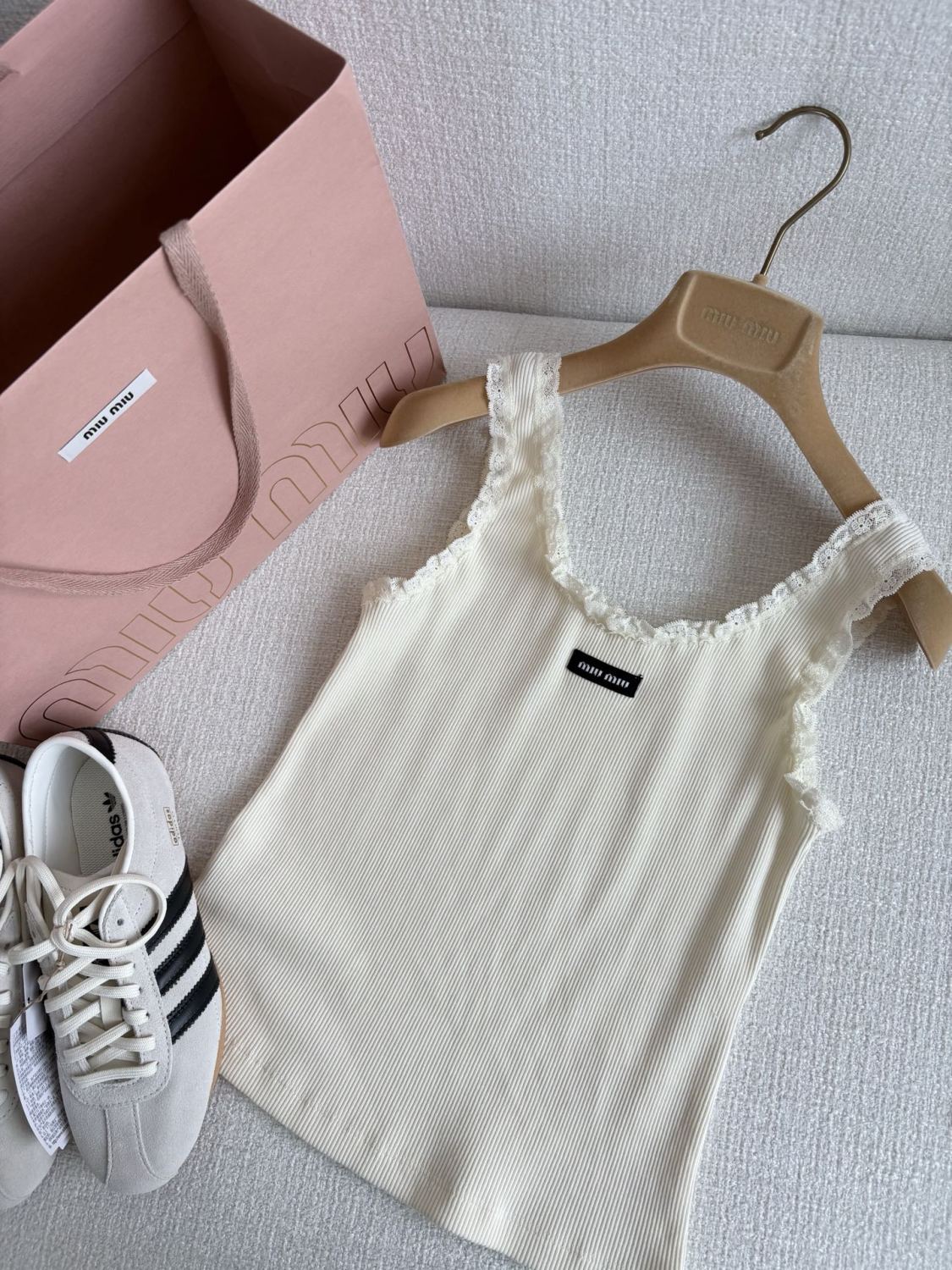 Lace White Knitted Vest Women's Spring And Summer Fashion Elegant Slim Patch Logo Undershirt T-shirt Tops  #81438