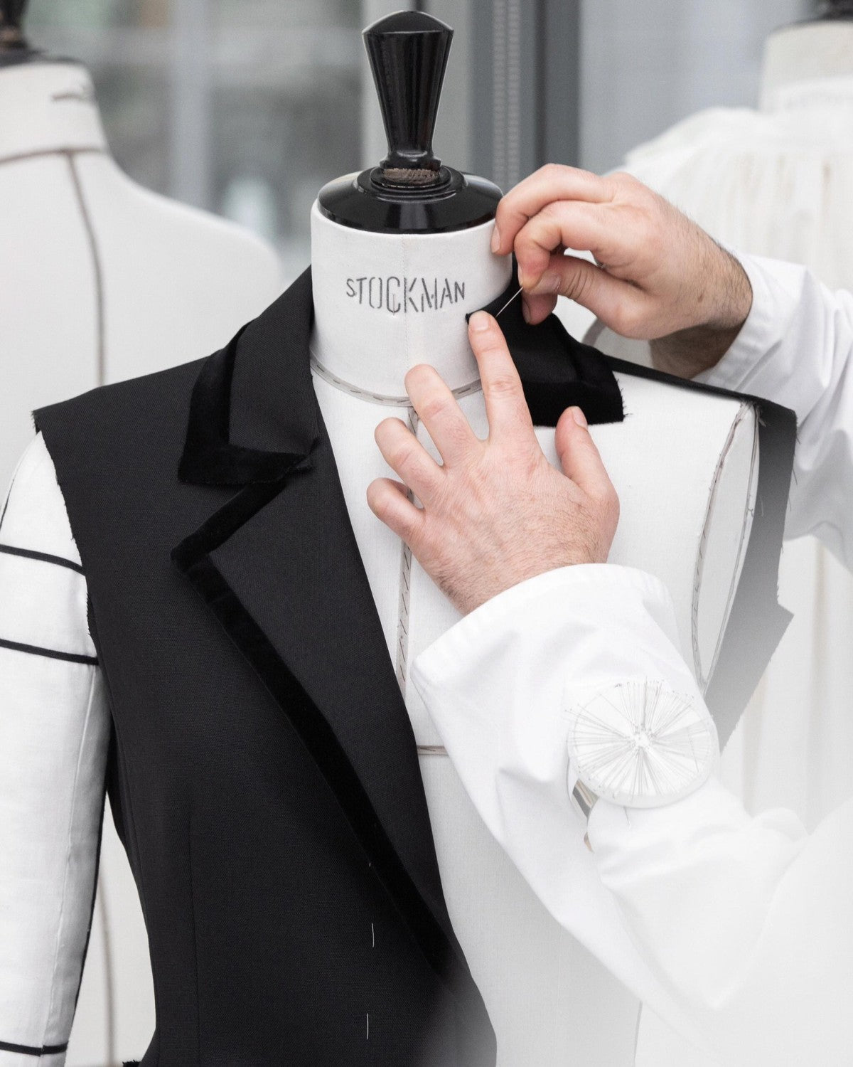 Women's Spring and Autumn Wool Velvet Trim Waisted Suit Lapel Double Breasted Black Jacket Ngvp #8924