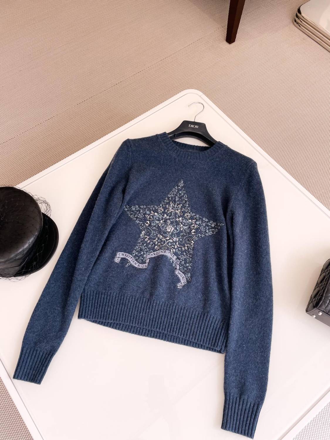 Women's Spring and Autumn Star Embroidery Pattern Cashmere Knit Crew Neck Sweater #74584