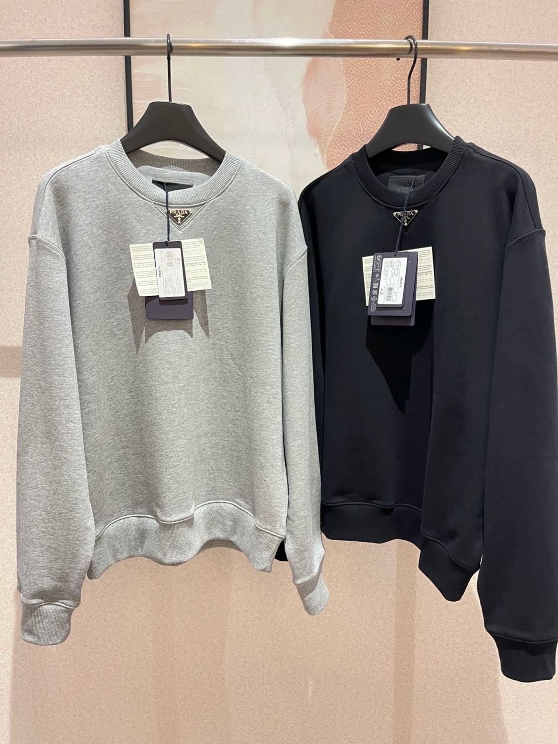 Men's And Women's Spring And Fall Logo Applique Solid Color Round Neck Pullover Long Sleeve Sweater #73643