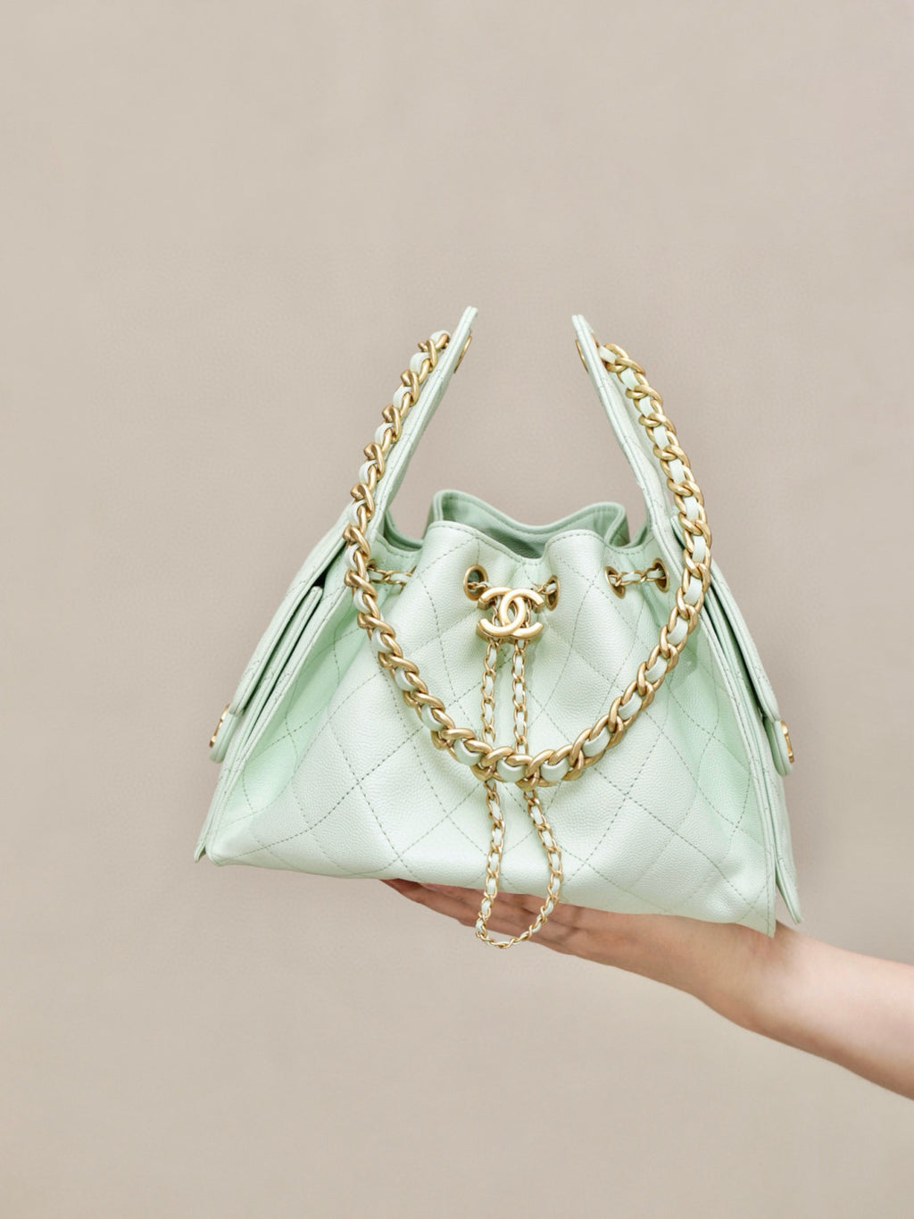 Women's Classic Double C Logo Solid Color Cowhide & Leather Tote Shoulder Bag Bags #77512