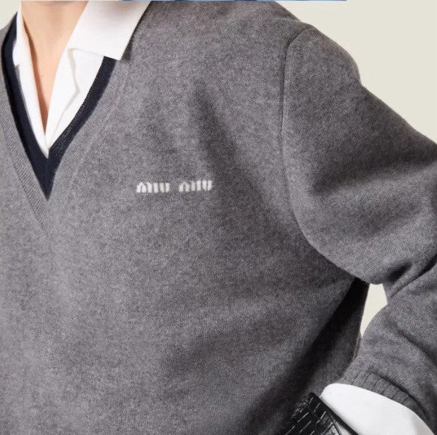 Women's Spring and Autumn Letter Printed V-Neck Casual Long Sleeve Cashmere Sweater Top #73327