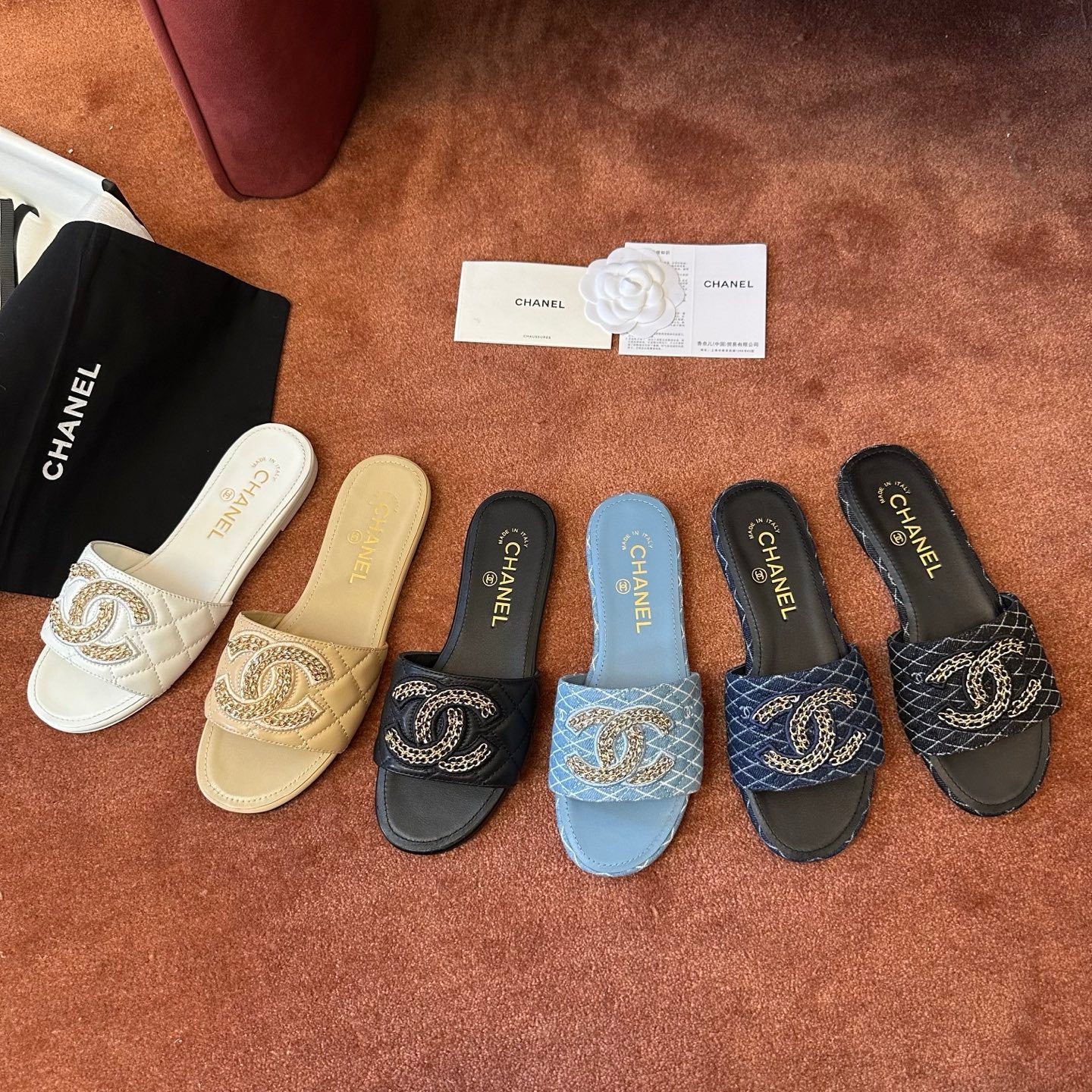 CC Women's Spring Summer Leather Logo Slippers Solid Color Woven Shoes Fashion Casual Trend Elegant Sandals #81417