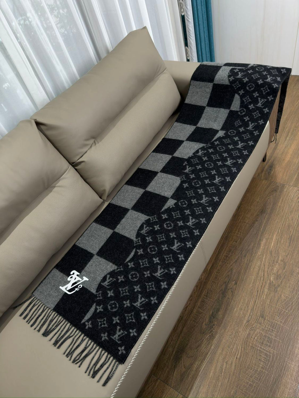 Men's Black Gray Embroidered Duck Pattern Cashmere Scarf #73219