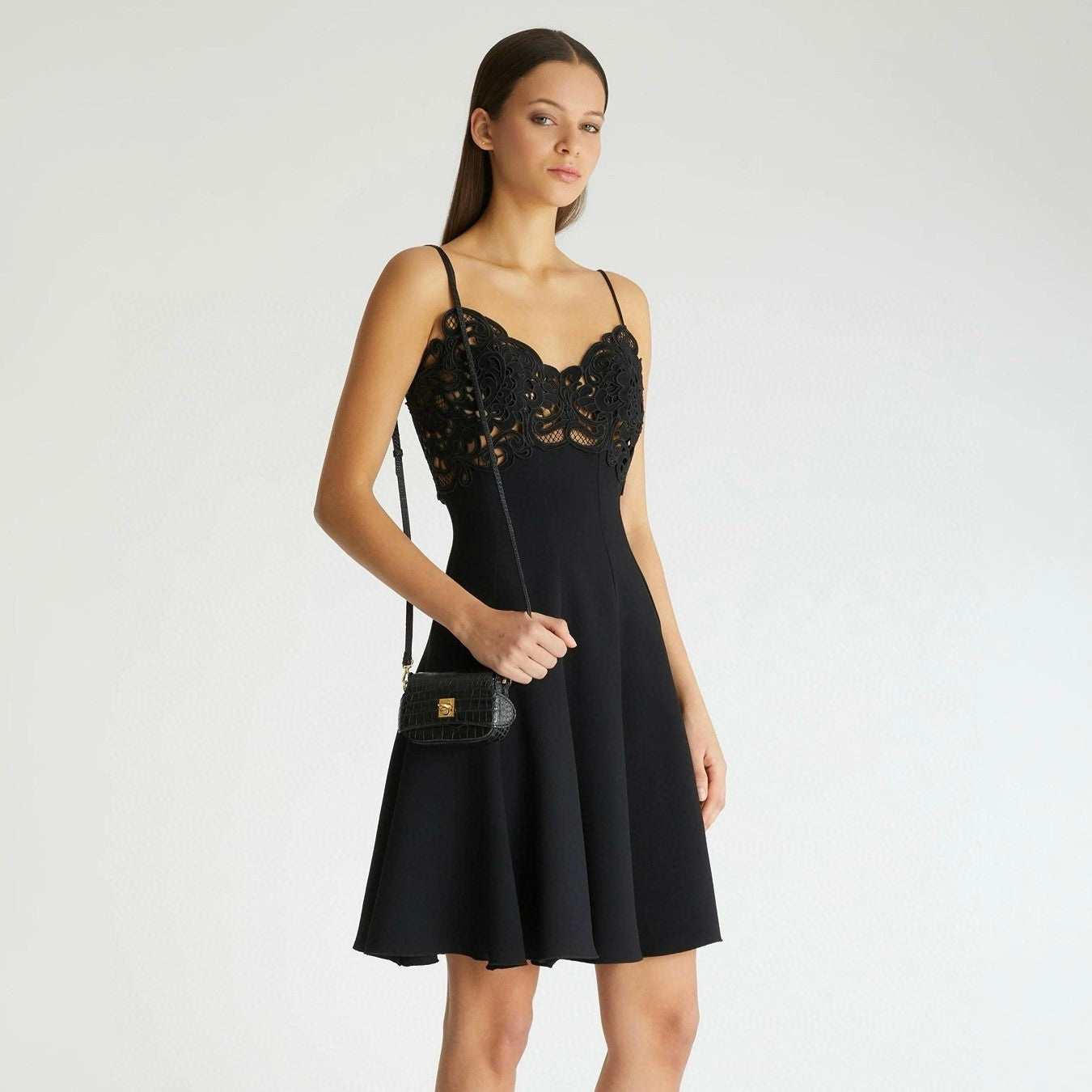 Ermanno Scervino Women's Spring And Summer Hollowed Out Embroidery Dress Simple Elegant Fashion Temperament Sexy Halter Short Dresses Mini Skirt Ngvp #1115