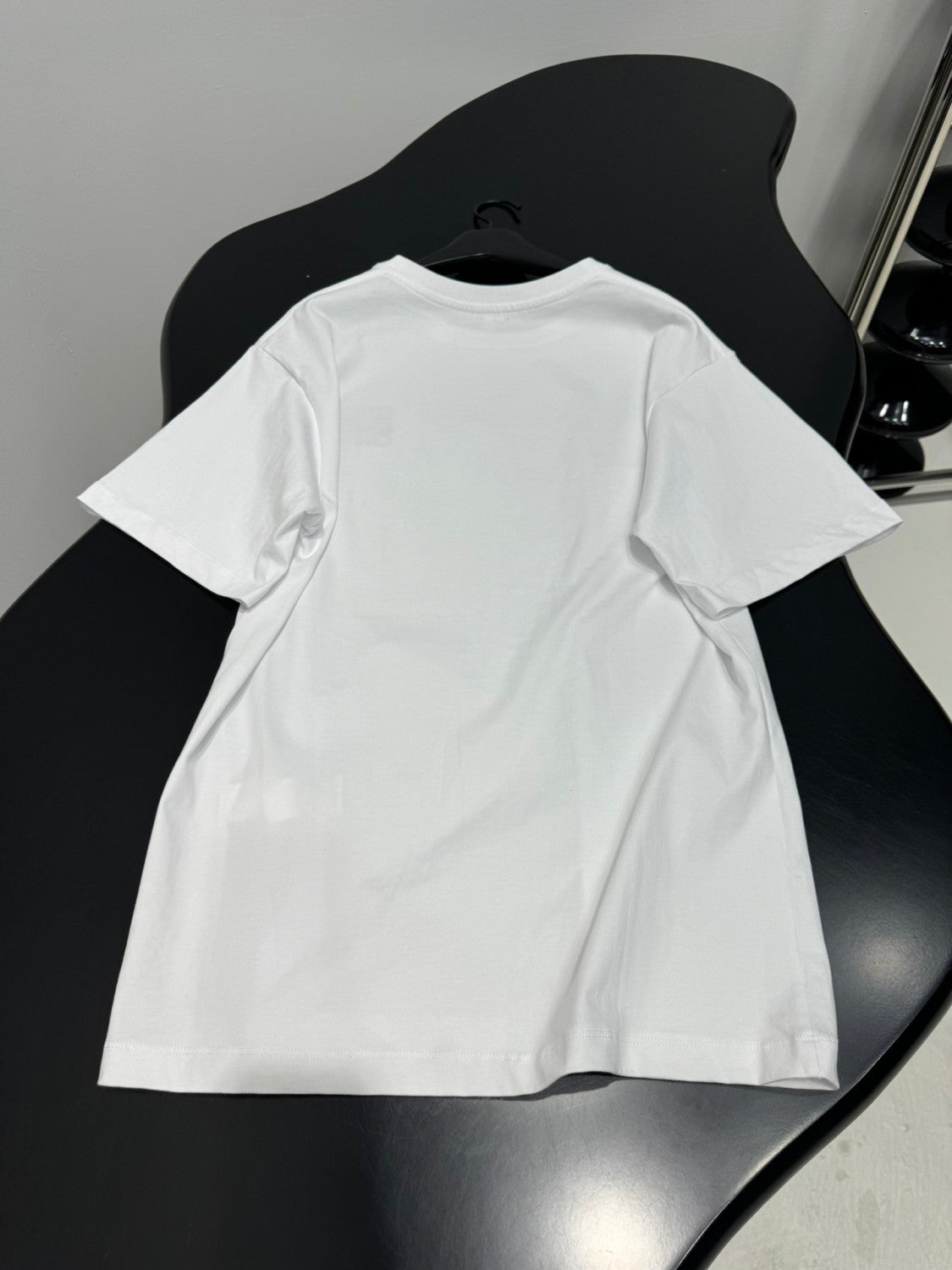 25 New Arrival Unisex Cotton Embroidered T-Shirt with Kitten and Brand Logo Embroidery. Crew Neck. Drop Shoulder Design #83173A