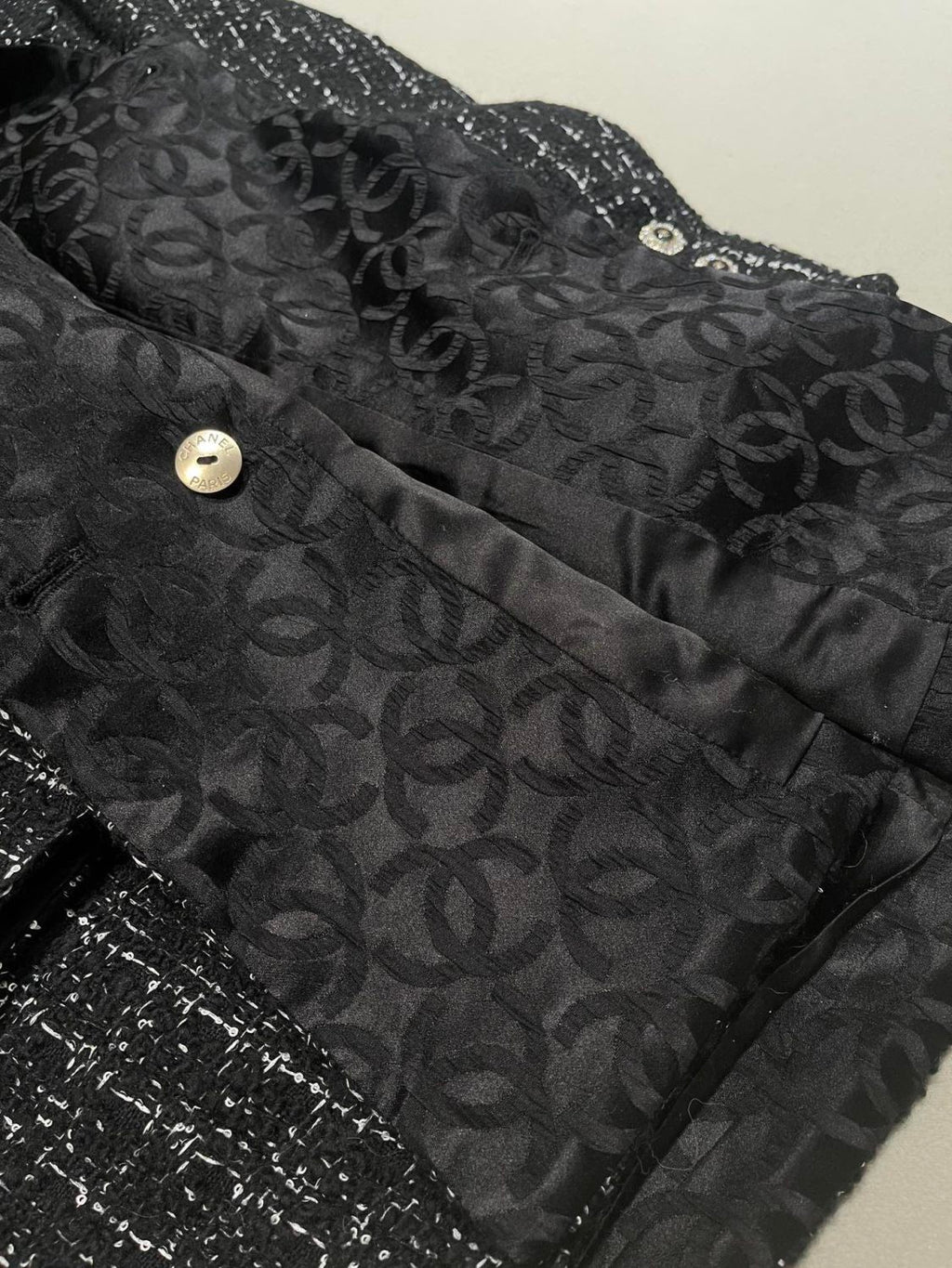 2026 New Women's Double-Breasted Tweed and Silk Trim Mid-Length Jacket with Lapel #81936L