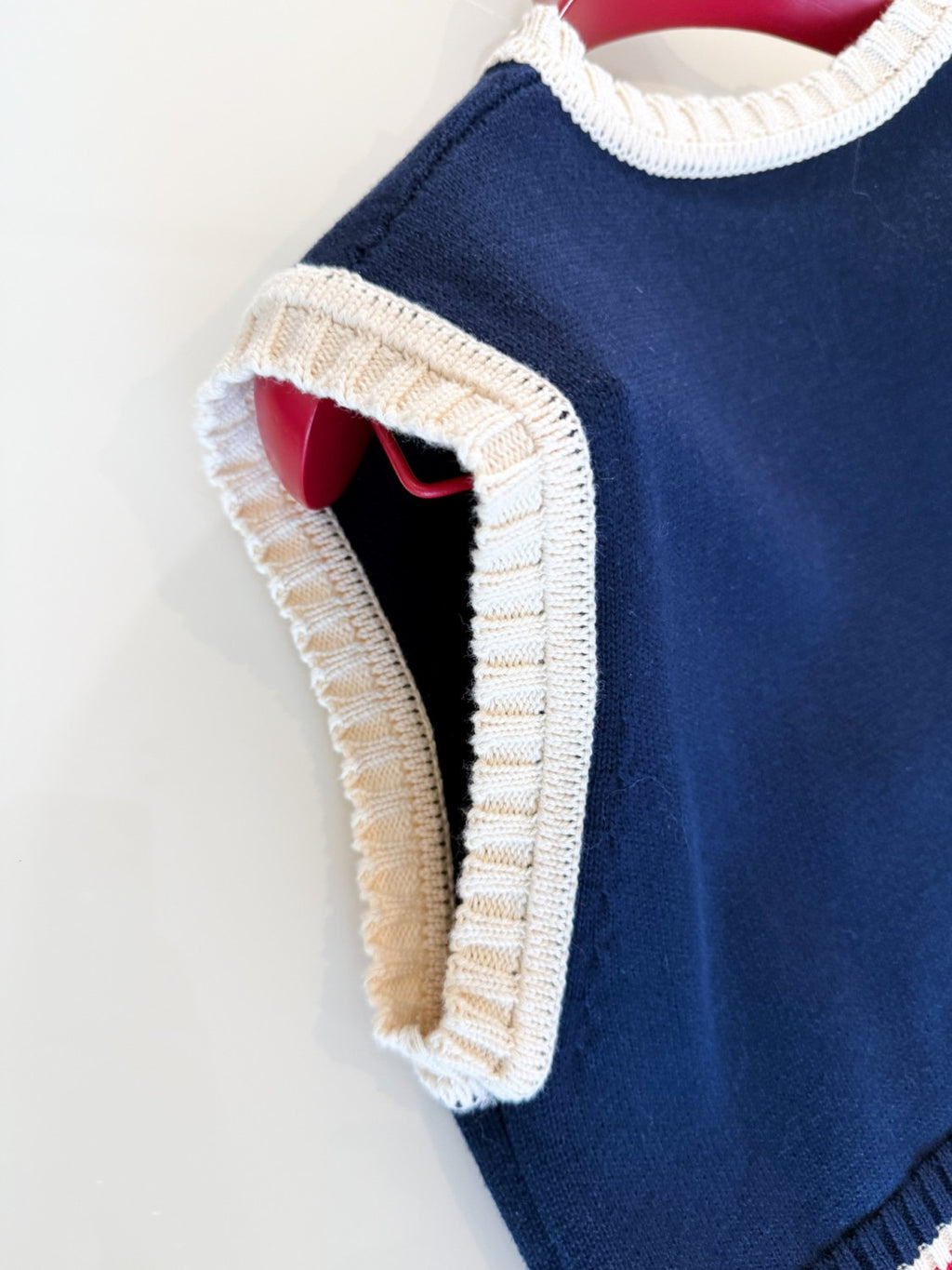 Women's Summer V-Neck College Style Cherry Embroidery Cotton Knit Sleeveless Solid Color Straight Tank Top Vest Ngvp #1959