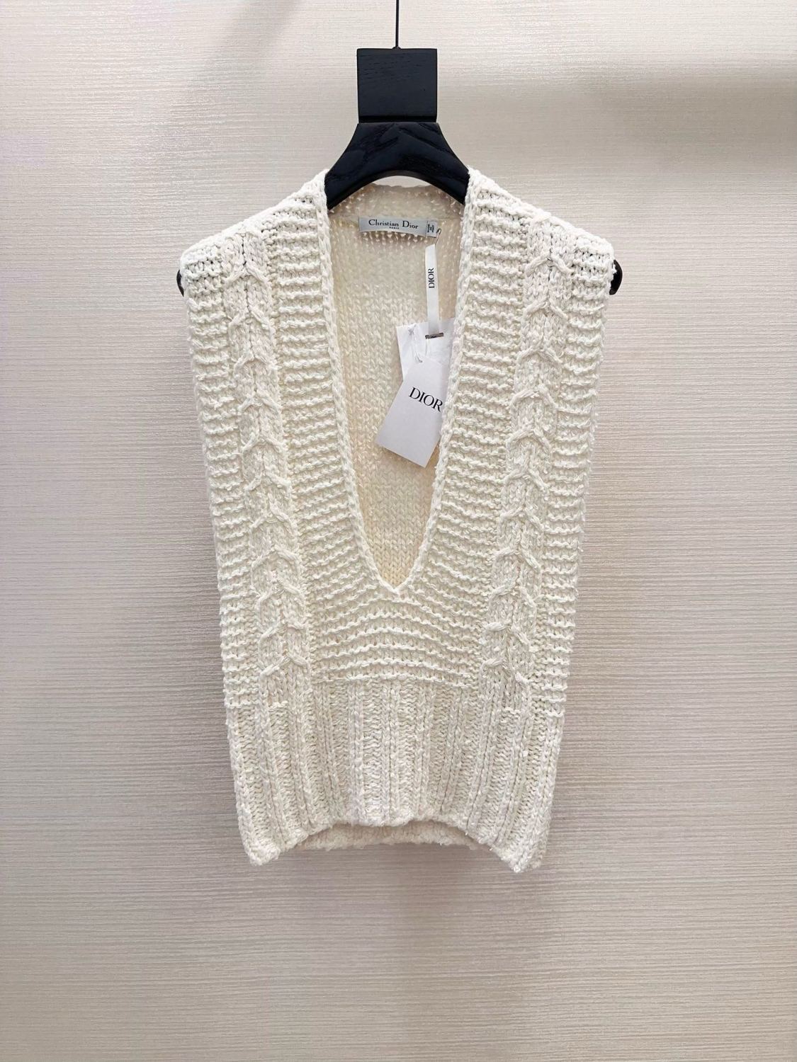 Women's Summer Solid Color Slim V-Neck Pullover Knit Vest Top #73794