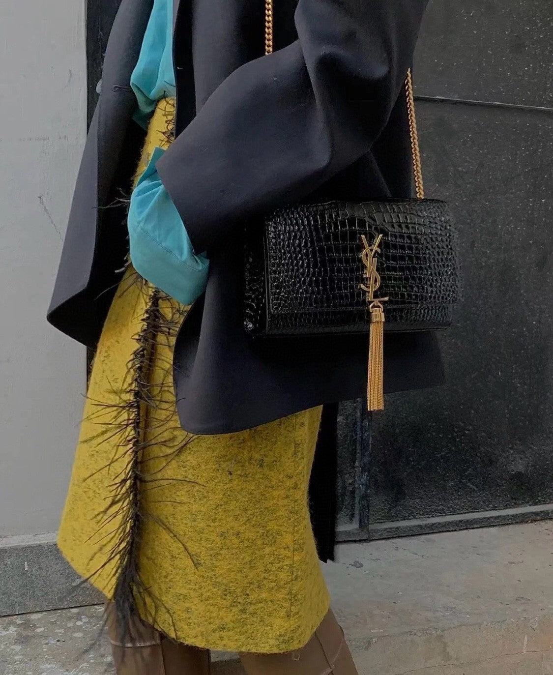 YS Women Black Gold Label Logo Chain Crocodile Embossed Glossy Cowhide Crossbody Shoulder Bag Bags #74268