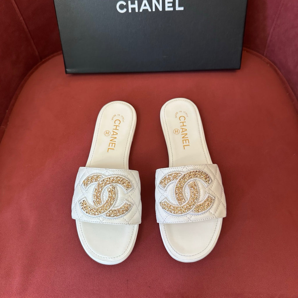 CC Women's Spring Summer Leather Logo Slippers Solid Color Woven Shoes Fashion Casual Trend Elegant Sandals #81417