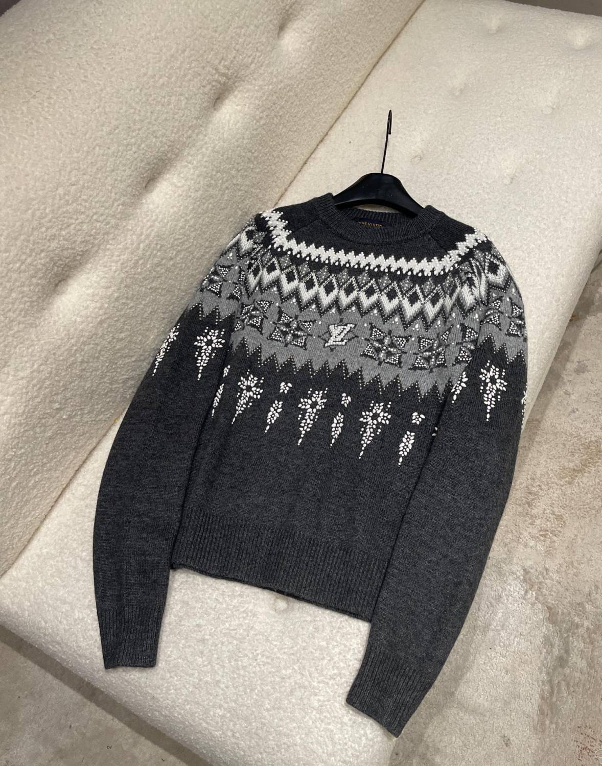 Men's Spring & Autumn Crew Neck Gray & White Embellished Cotton Wool Knit Sweater #74322