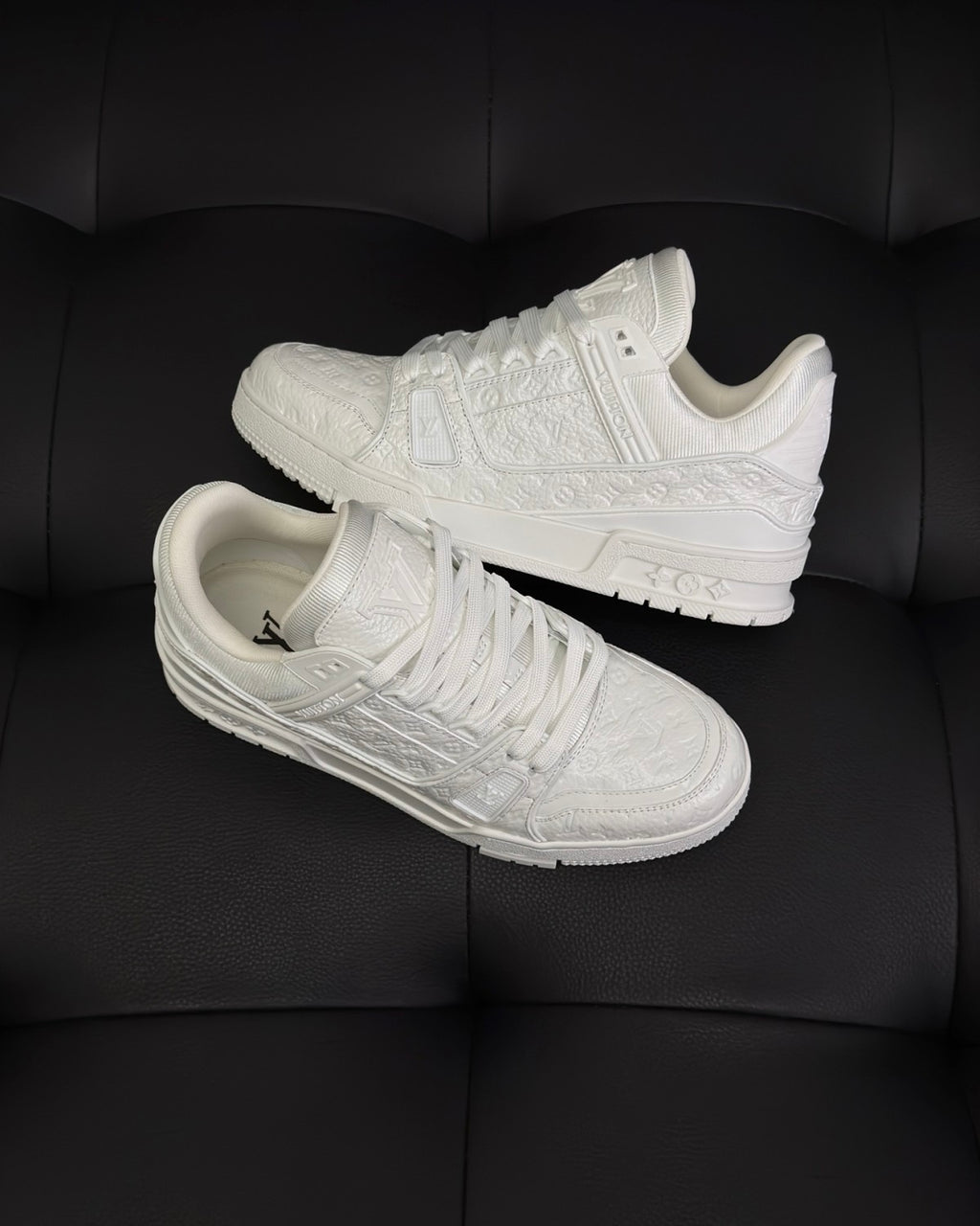 LV Trainer Men's And Women's Solid Color Lacquered Cowhide Leather Letter Print Low-top Lace-up Sneakers Shoes #77762