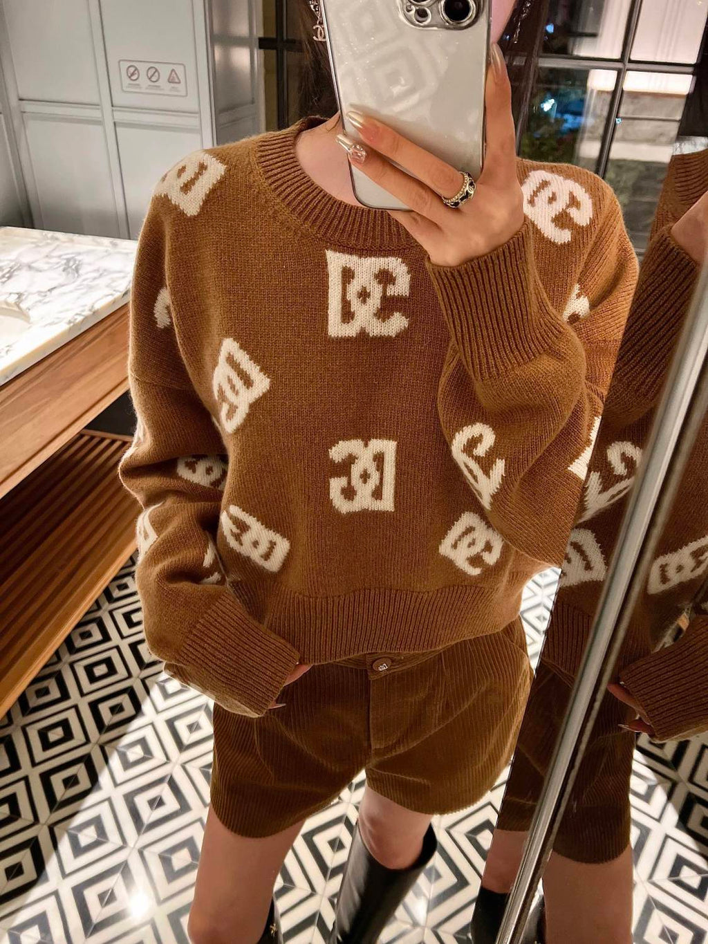 Women's Spring and Autumn Khaki Wool Crew Neck Sweater Pullover #72659