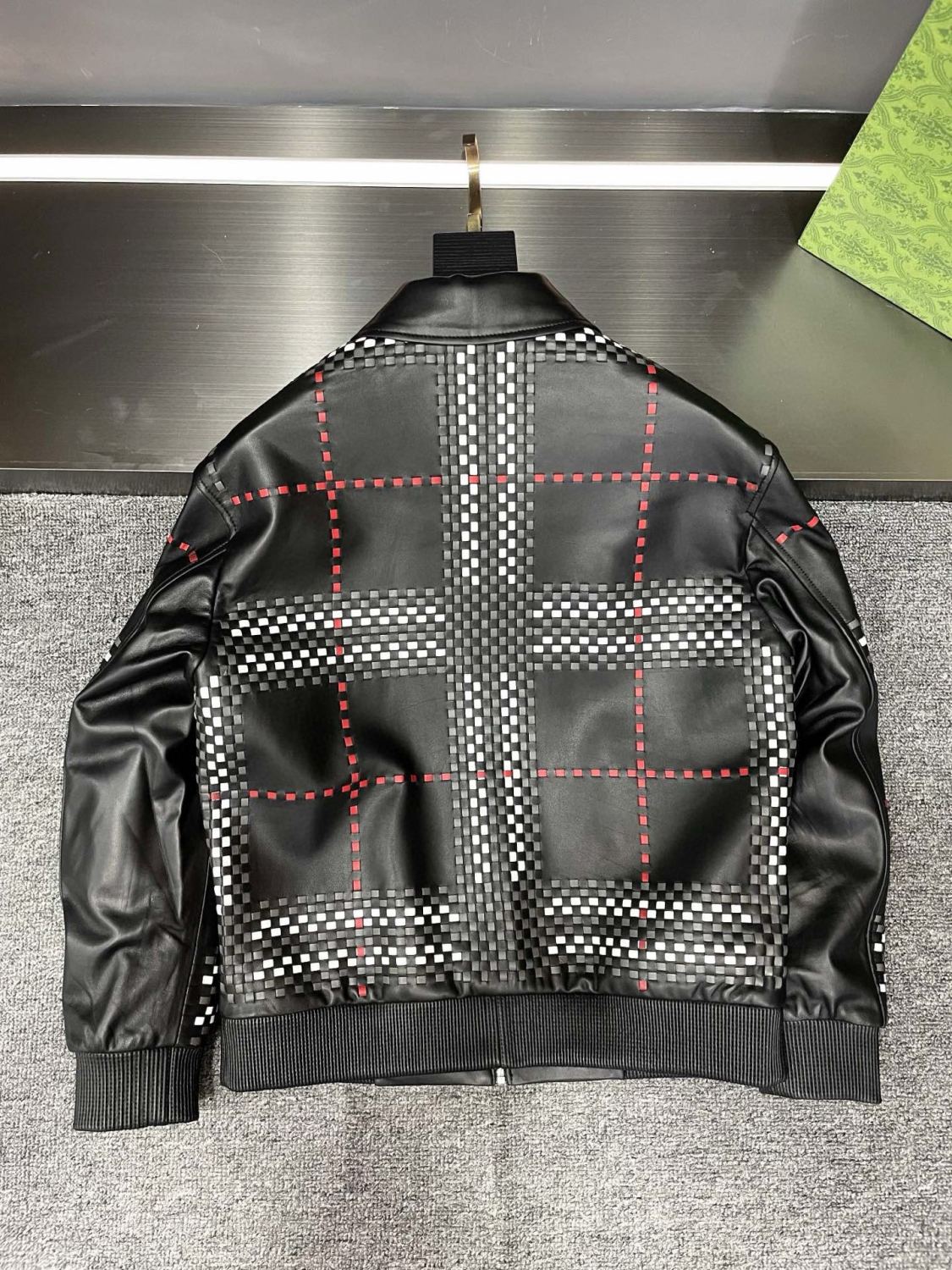 2025 New Arrival Men's Classic British Check Lambskin Leather Jacket #83126A