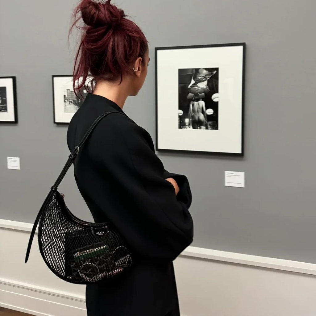 Alaia Women's Black Fishing Net Half Moon Bag Simple Elegant Zipper Underarm Bag Hollow Handbag Removable Patent Leather Inner Bag Shoulder Bags AA1S02731CA266999 Ngvp #9227