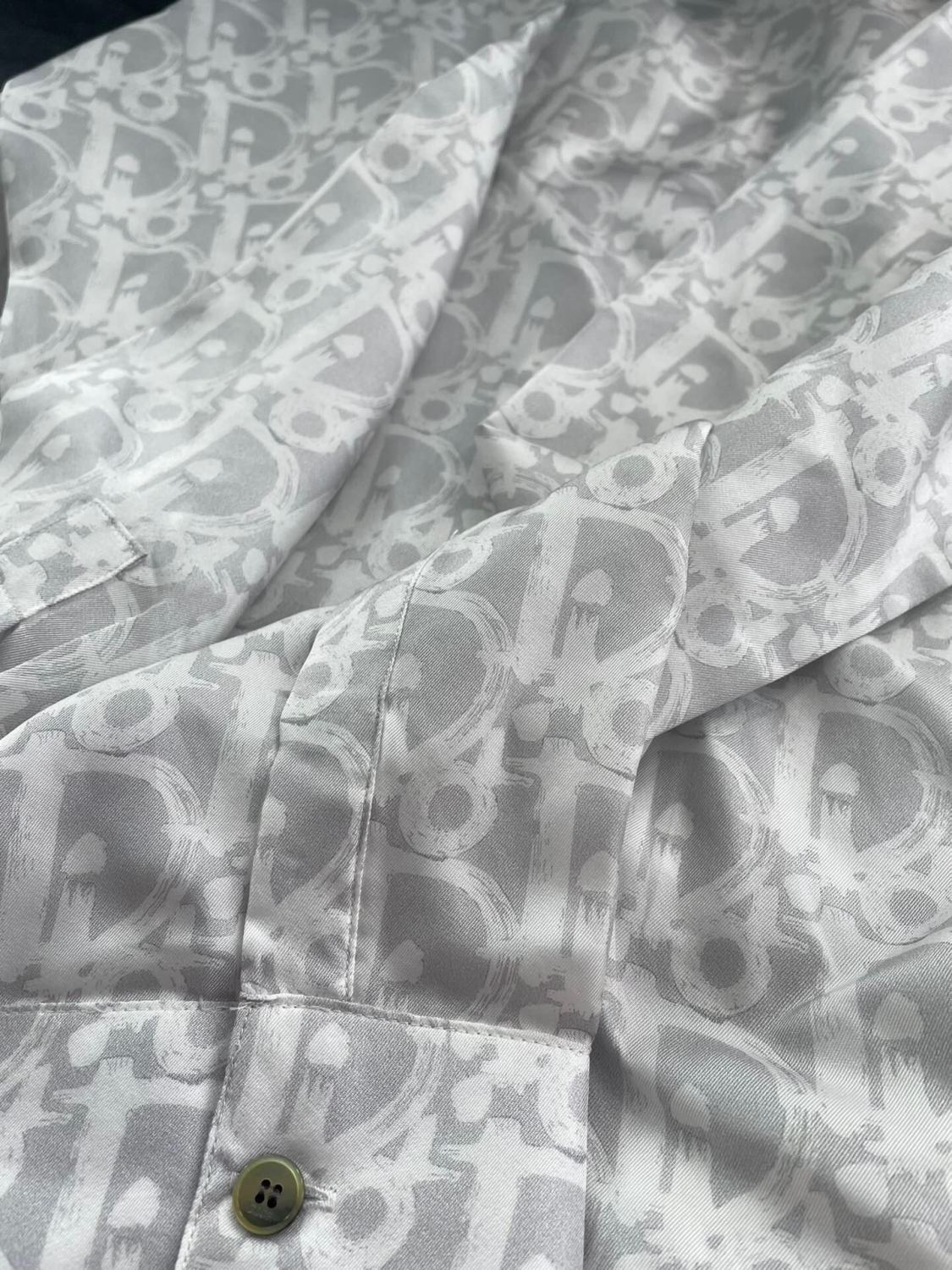 Men's Spring And Summer Fashion Temperament Logo Printed Silk Shirt Comfortable Single-breasted Shirt #98722