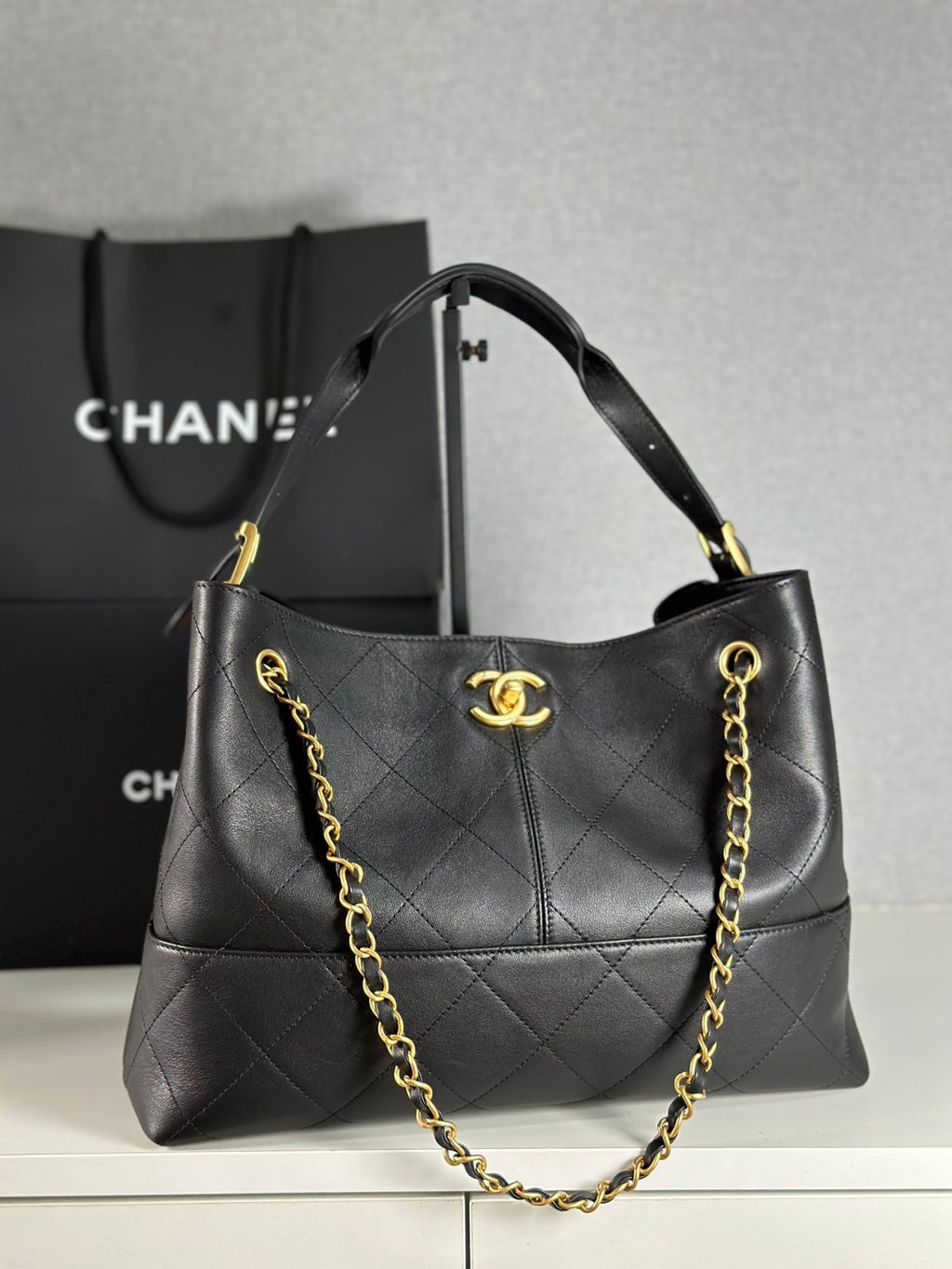 25a Hobo Full-leather Black & Gold Horizontal Tote Bag Stylish Luxury Shimmering Shoulder Bag Handheld Large Capacity Bags  #82167A