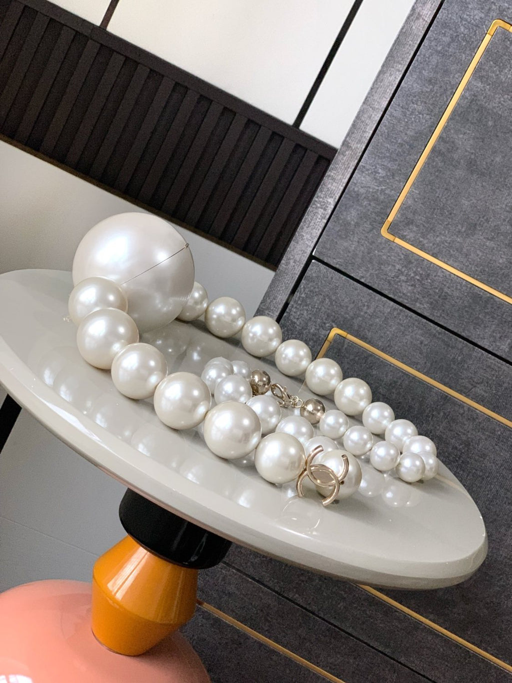 2025/26 Fall-winter Collection Pearl Necklace-inspired Structured Evening Clutch Fashionable And Exquisite Girlish-style Handbag Bag Bags #82242A