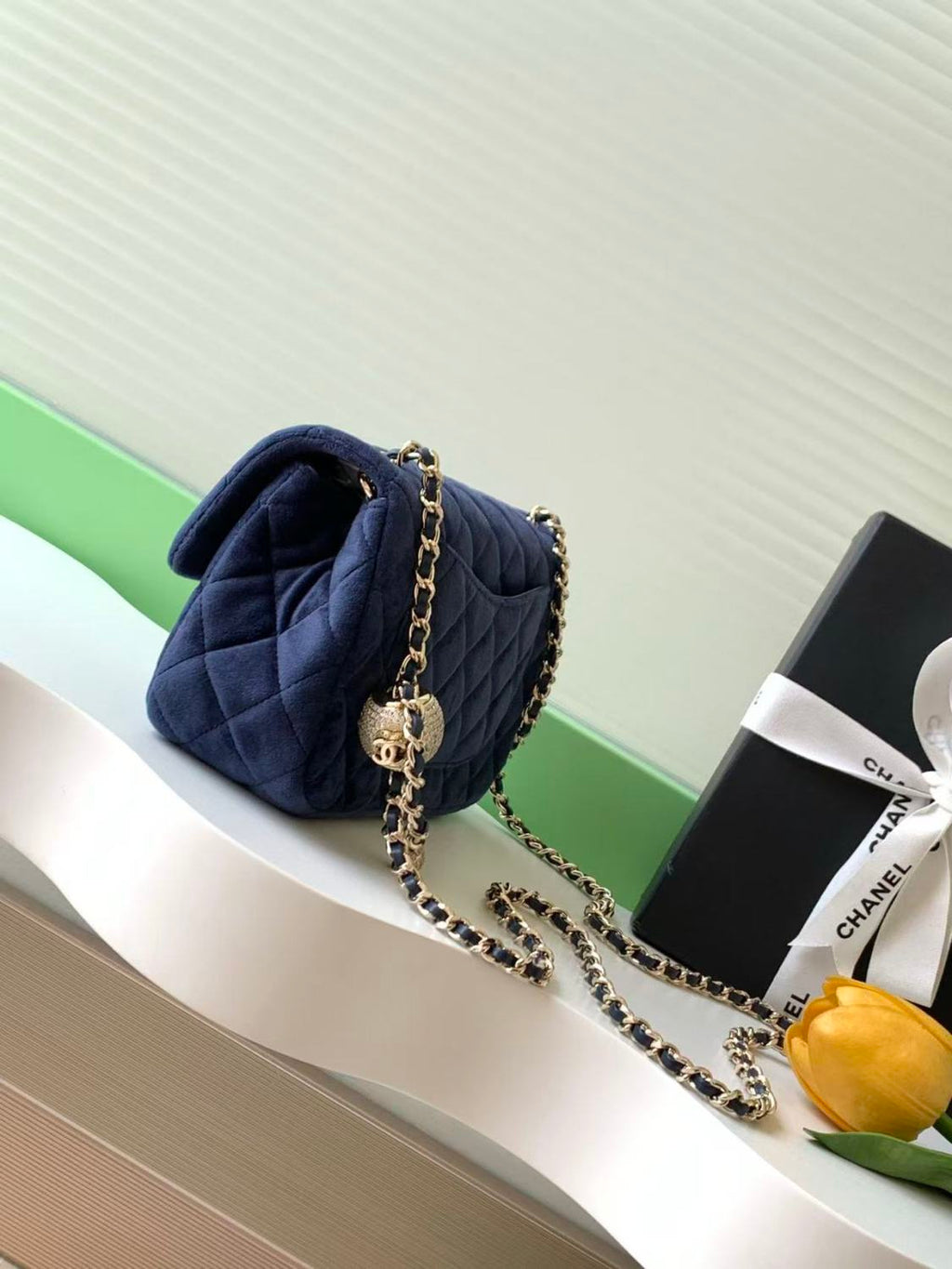 25a Diamond Ball CF Velvet Clutch Women's Fashionable Exquisite Mini Crossbody Chain-Strap Flap Bag #193617