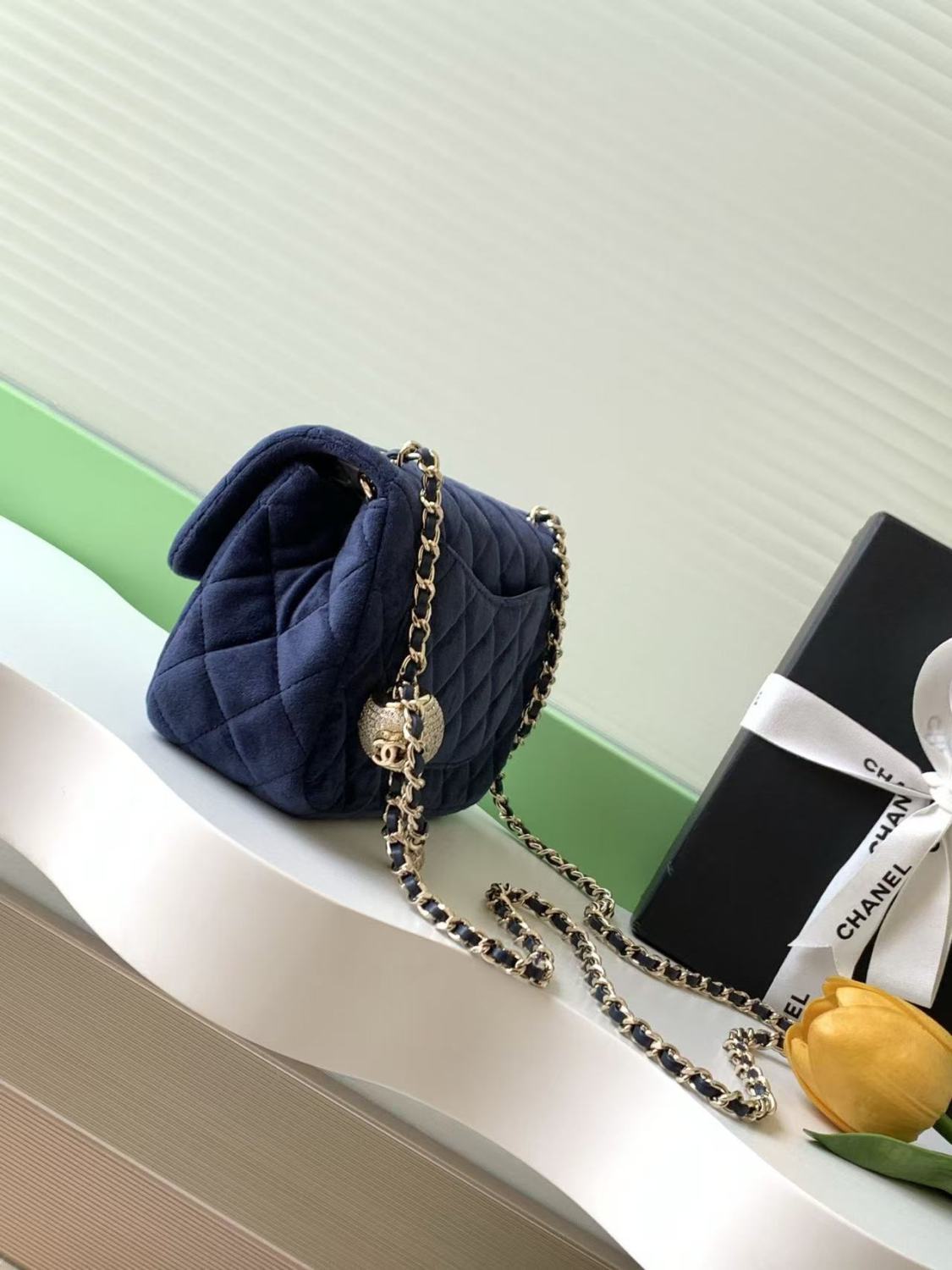 25a Diamond Ball CF Velvet Clutch Women's Fashionable Exquisite Mini Crossbody Chain-Strap Flap Bag #193617