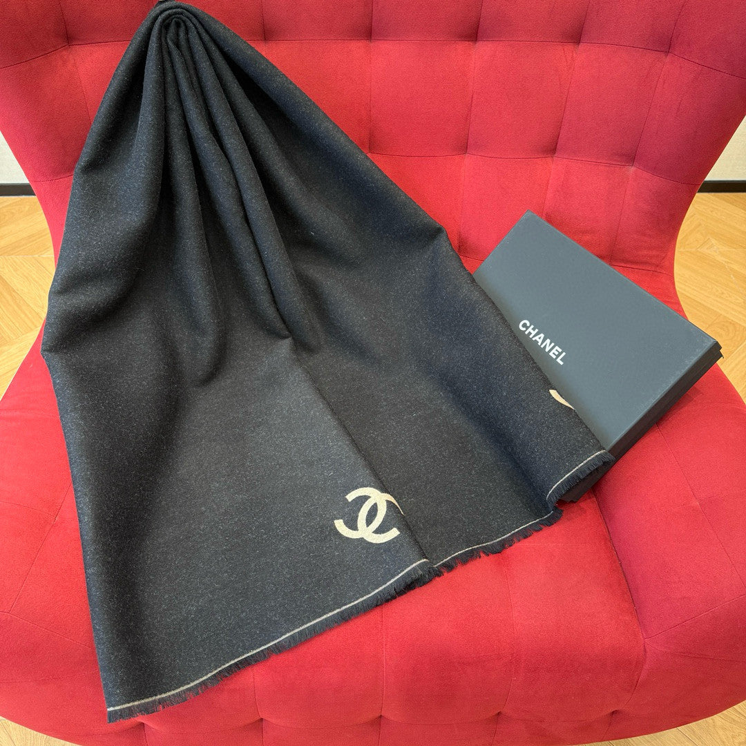 25B all-over logo print 95% Merino wool 5% Mulberry silk Double-sided large shawl Scarf Accessories #82514A