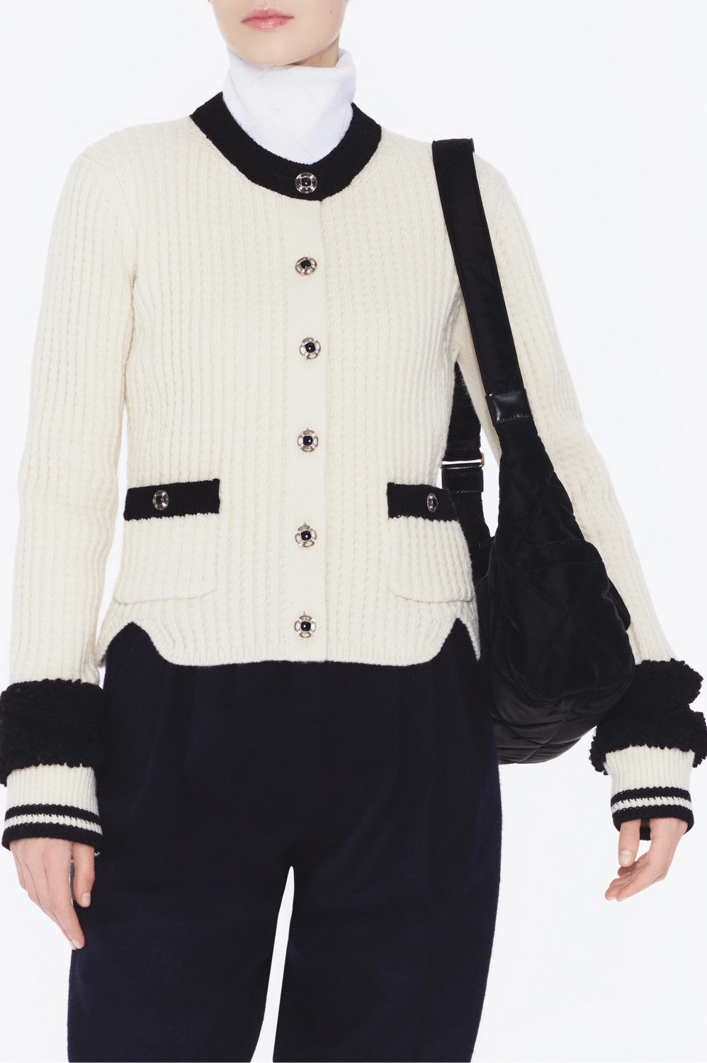 2025/26 Coco Neige Women's Fall/winter Cashmere Knit Cardigan Black And White Color-blocked Single-breasted Button-up Stylish And Refined Cardigan #82119A