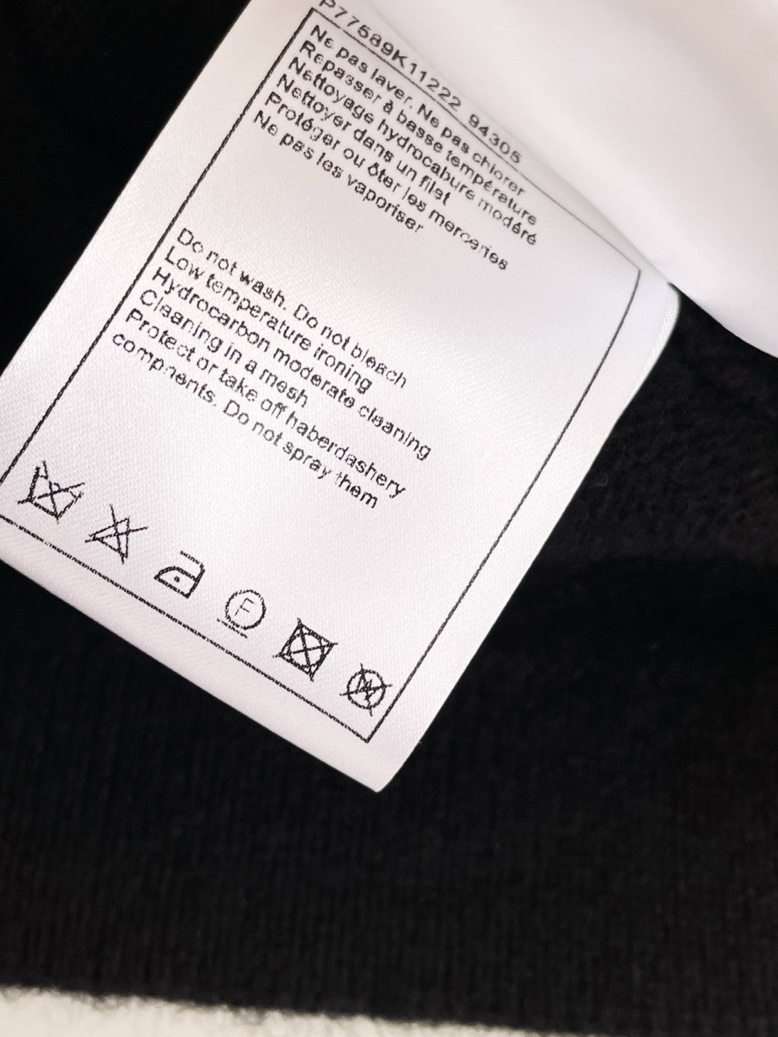 Women's Fall And Winter Fashion Antique Chain Single-Breasted Black And Gold Cashmere Knitted Tank Top Fitted Vest Ngvp #9316