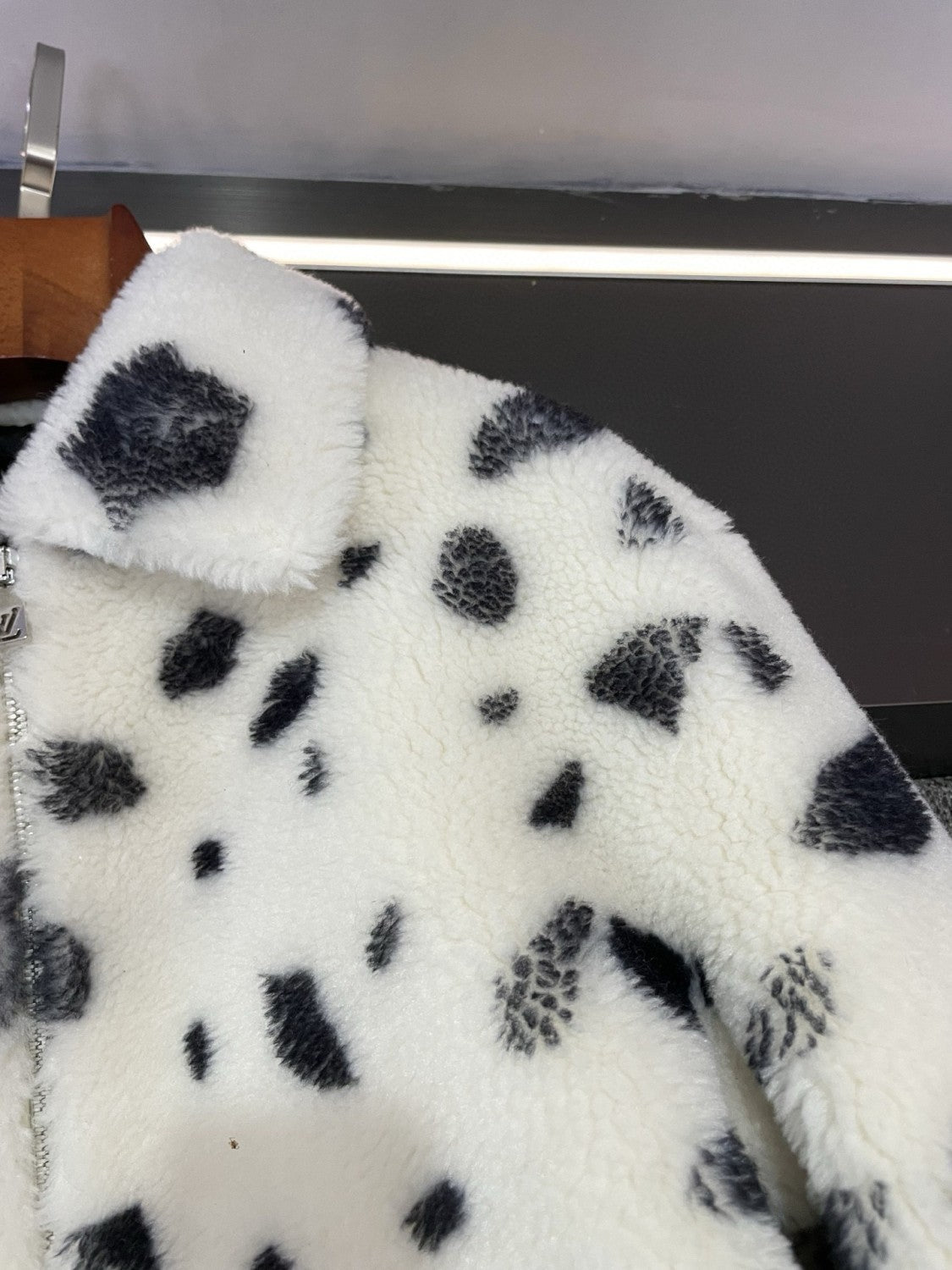 Men's LV Fall/Winter 2025 Australian White Merino Wool Warm Jacket Coat #194117