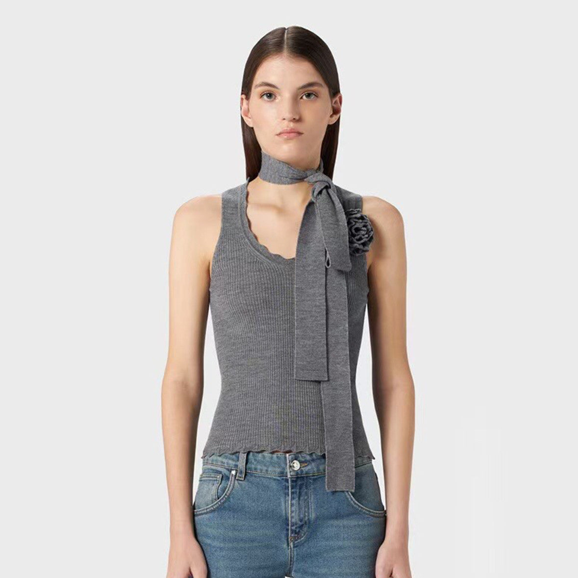 Blumarine Women's Spring And Autumn Round Neck Floral Chest Pin Solid Color Long Sleeve Wool Knit Vest Ngvp #9585