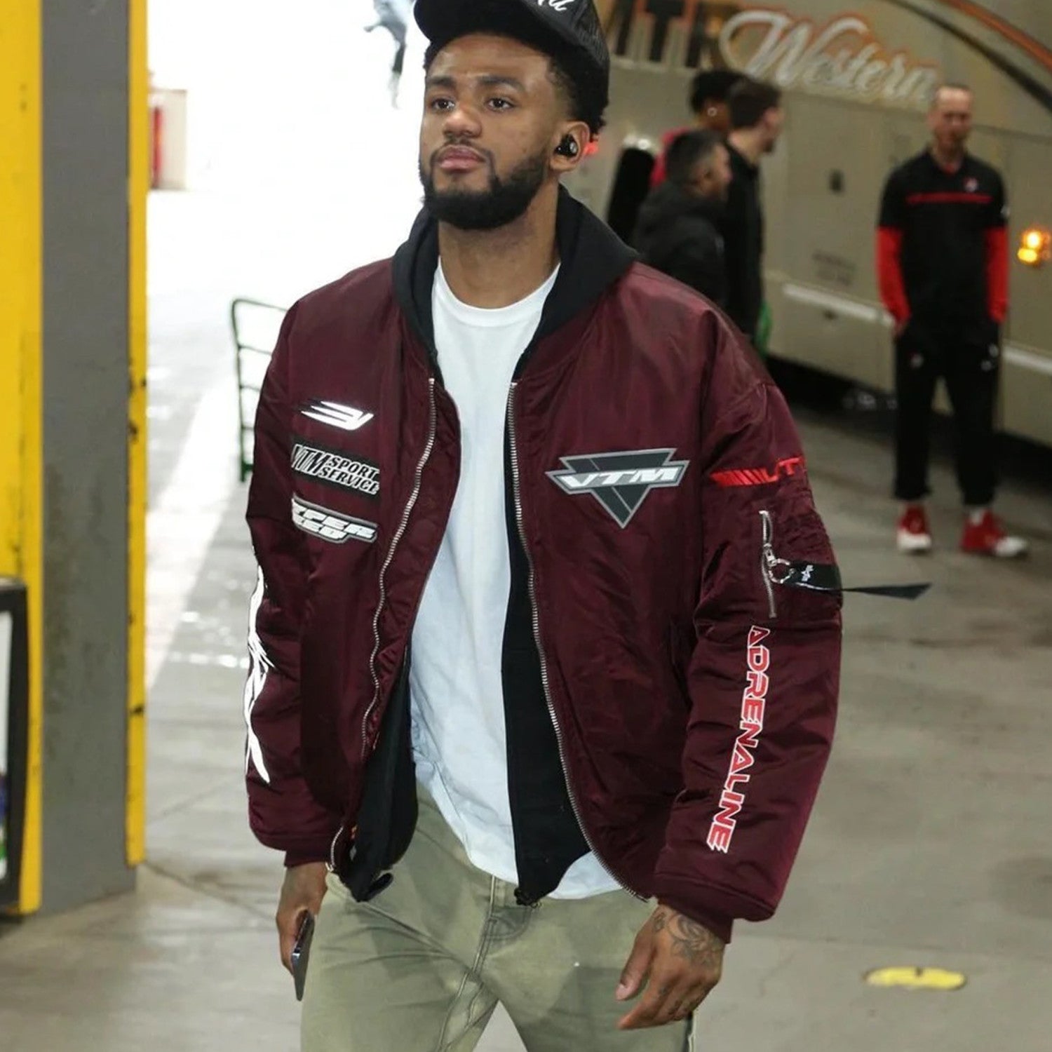 Vetements Men's Autumn And Winter Racing Suit Warm Air Force Jacket High Street Zipper Jacket Colorblocking Fashion Jacket Ngvp #8782