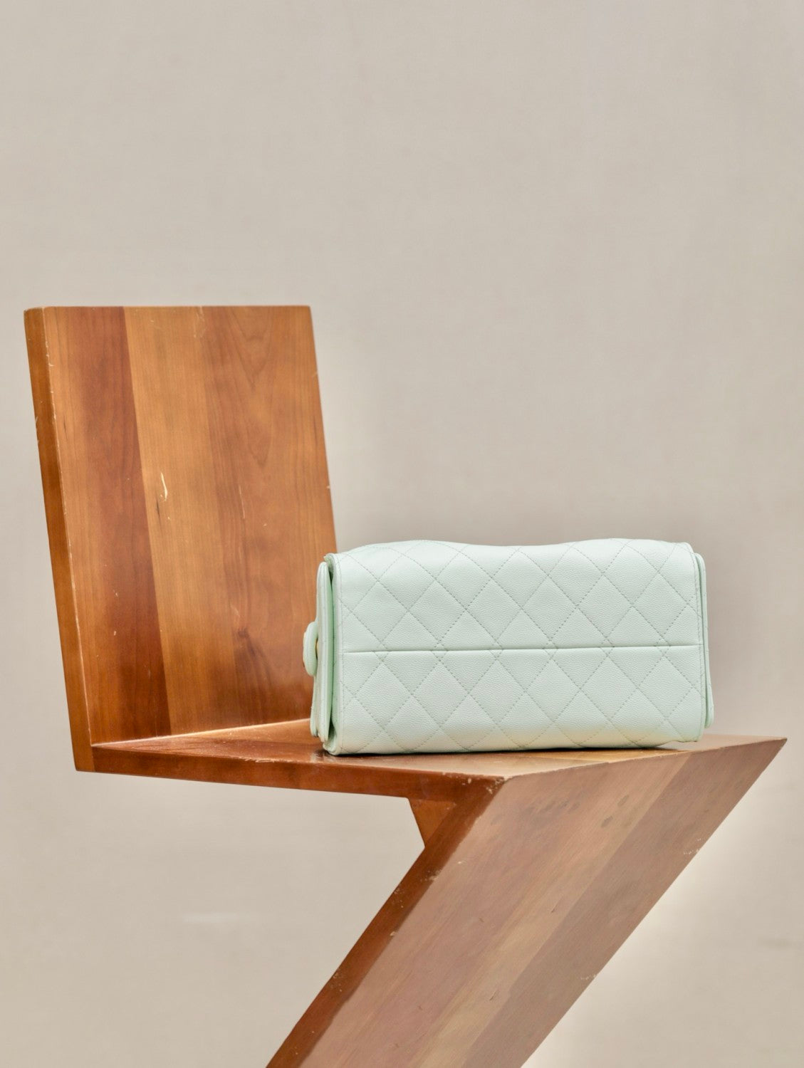 Women's Classic Double C Logo Solid Color Cowhide & Leather Tote Shoulder Bag Bags #77512