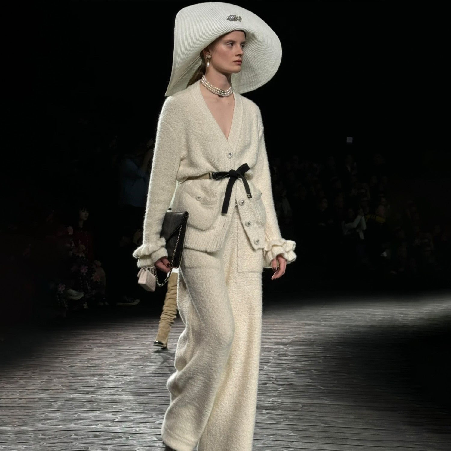 Women's Fall And Winter White Wool Single-breasted Knit Cardigan Fashionable And Elegant Straight Pants Suit Set Ngvp #1988