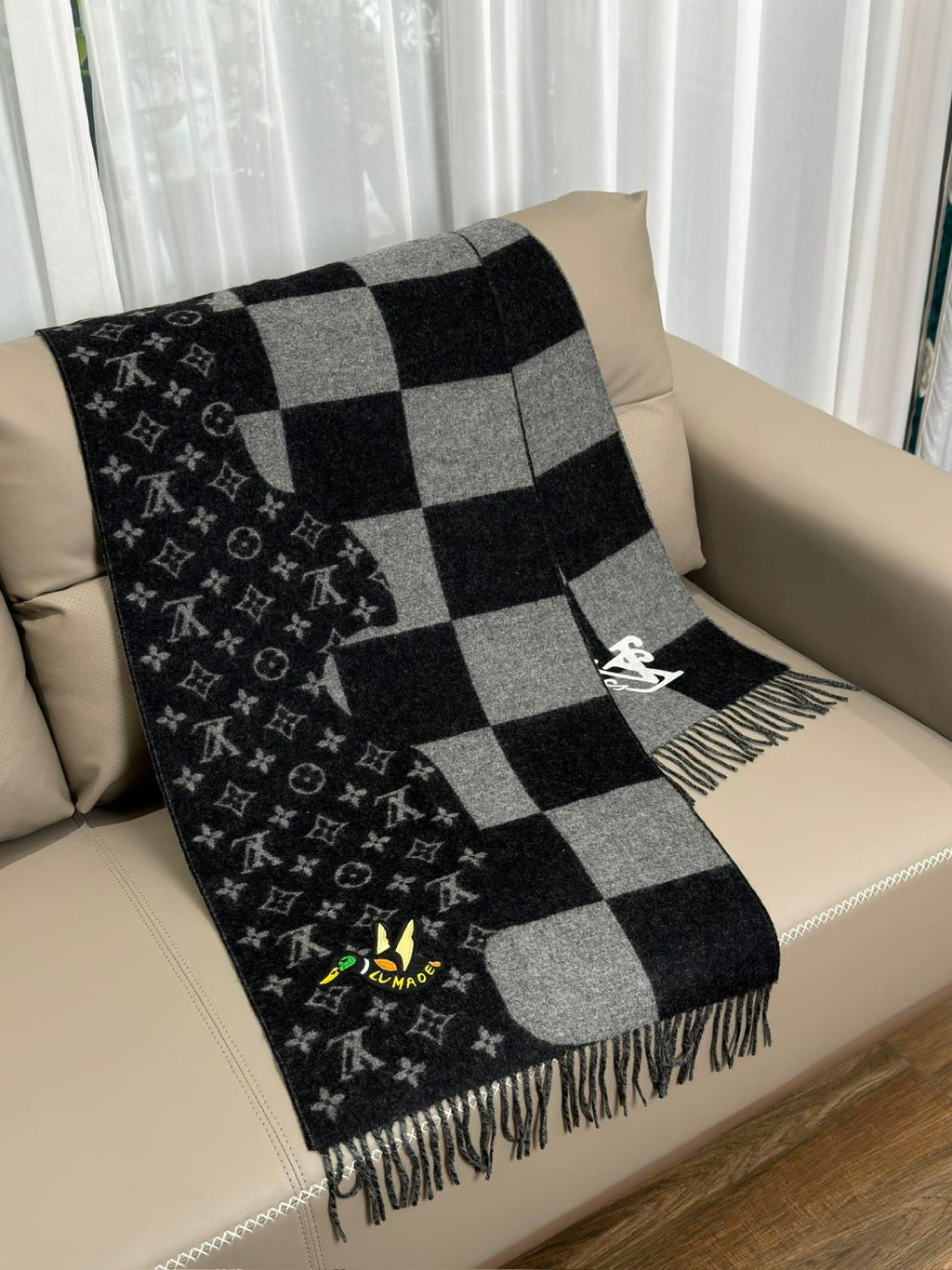 Men's Black Gray Embroidered Duck Pattern Cashmere Scarf #73219