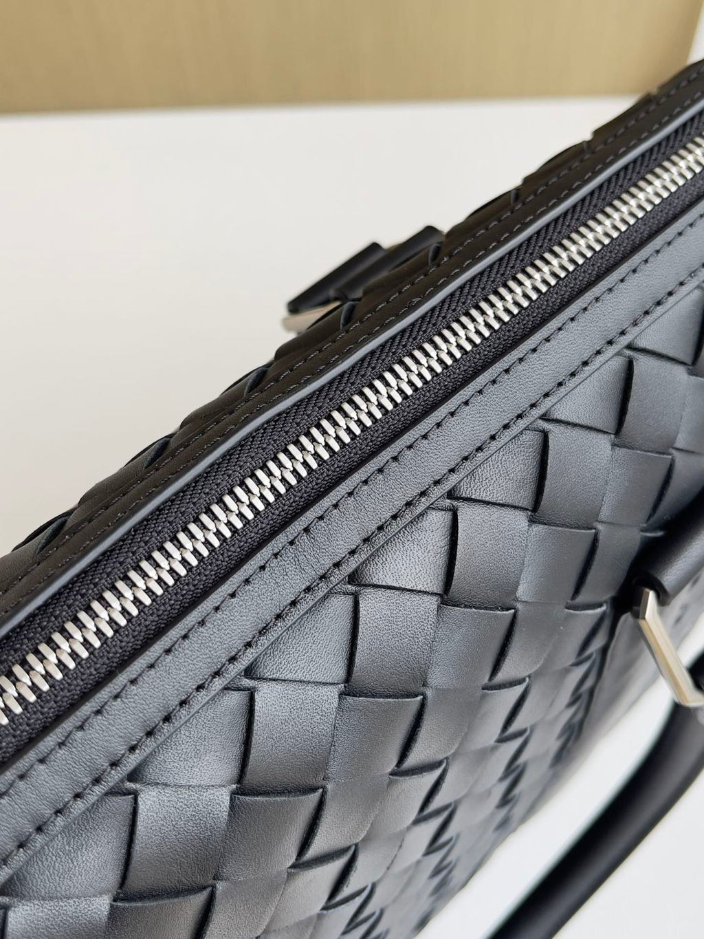 BV Intrecciato Men's Solid Color Adjustable Detachable Shoulder Strap Woven Calfskin Briefcase Handbag Bag Bags #77473