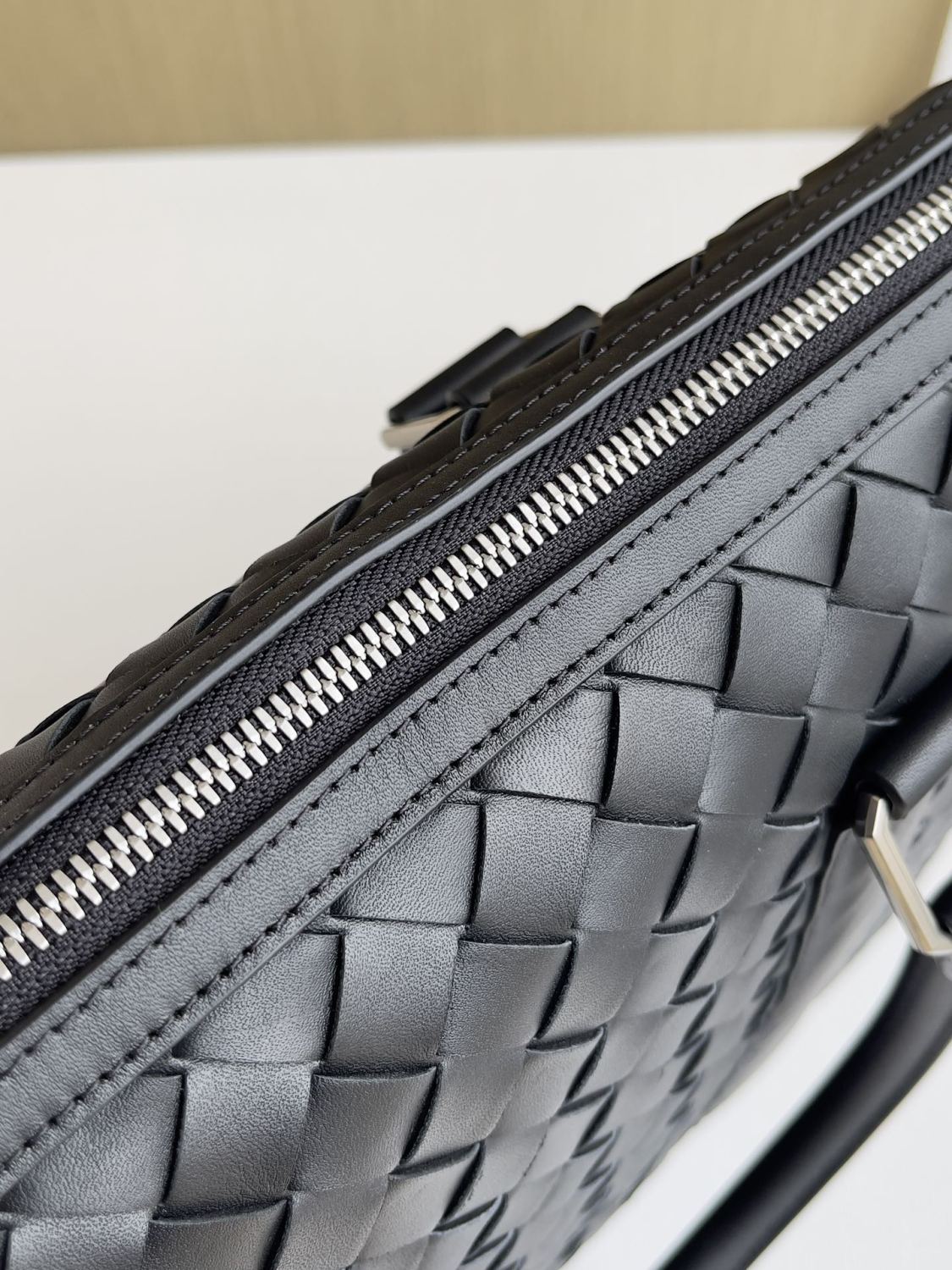 BV Intrecciato Men's Solid Color Adjustable Detachable Shoulder Strap Woven Calfskin Briefcase Handbag Bag Bags #77473