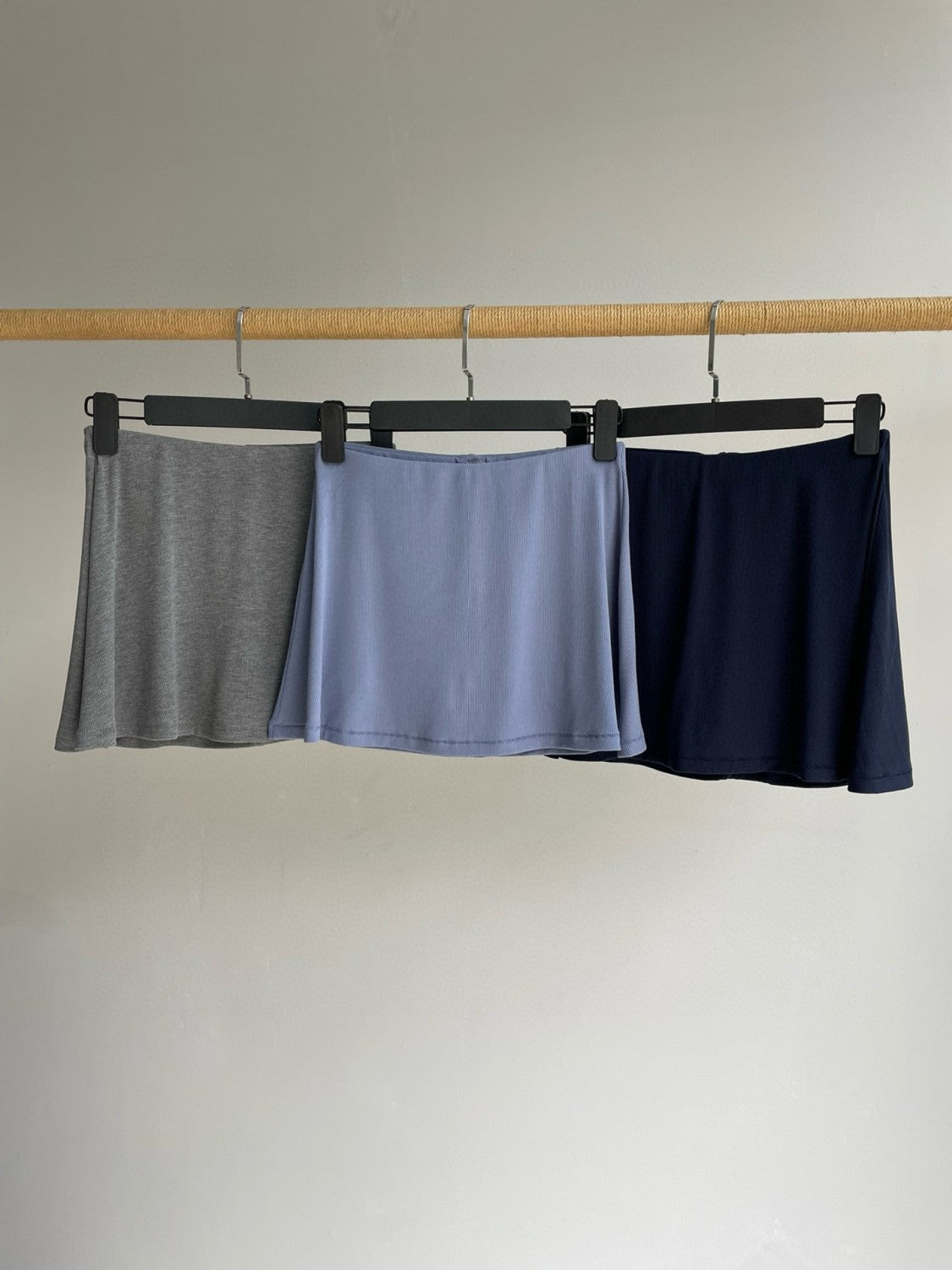 Skims Women's Spring And Summer Solid Color Shorts Short Skirt Fashion Casual Temperament Elegant Comfortable Pants Skirt Ngvp #1897