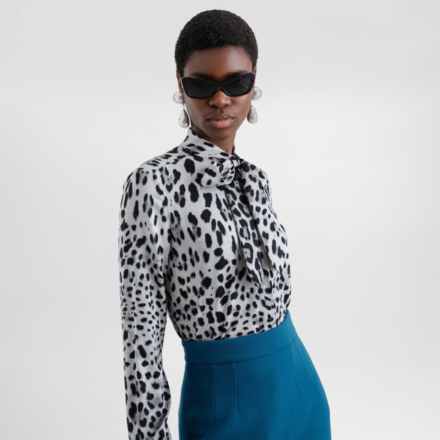 Women's Spring And Summer Leopard Print Bow Silk Shirt Temperament Elegant Luxury Tie Shirt Blouse Ngvp #9865