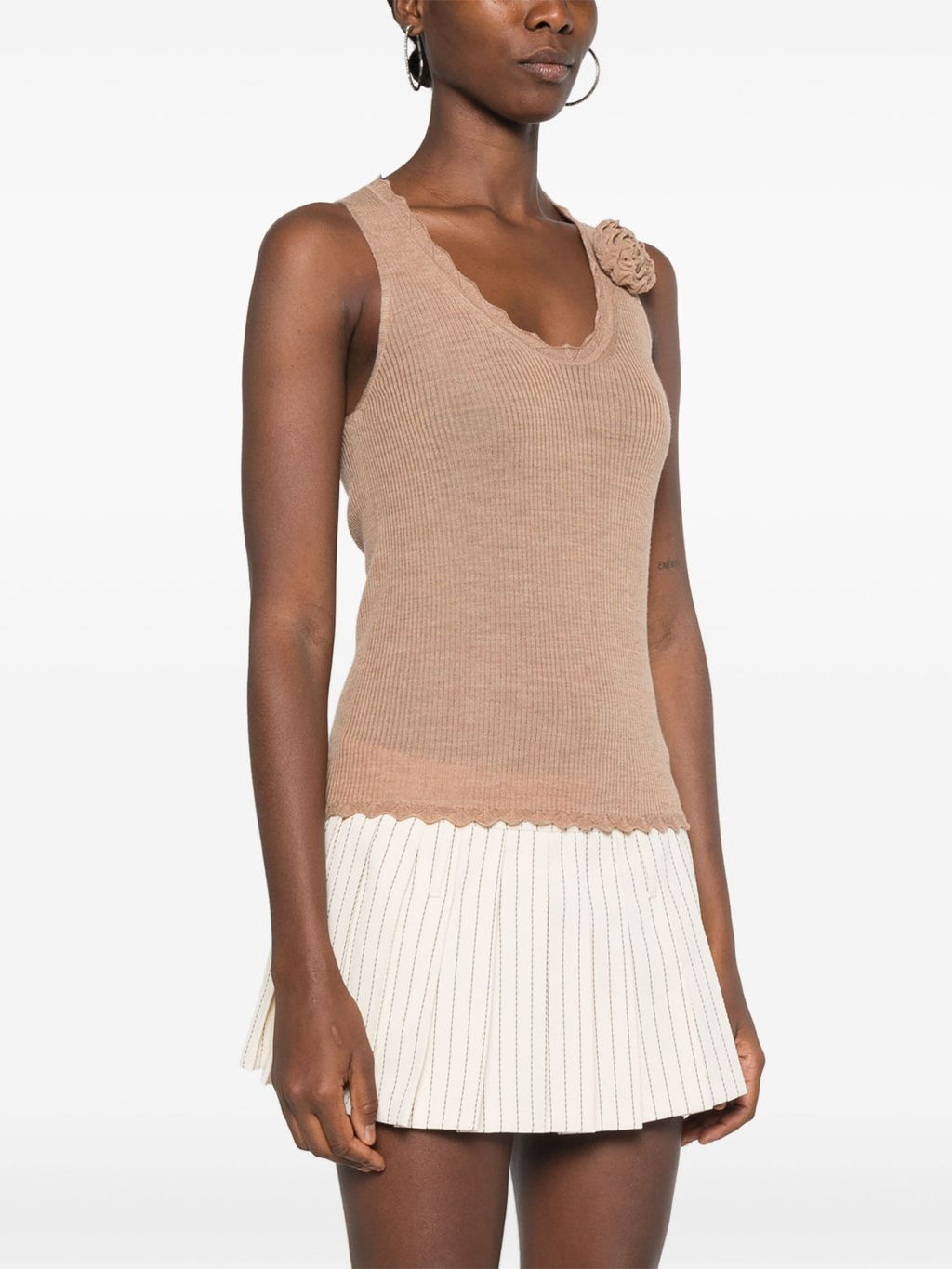 Blumarine Women's Spring And Autumn Round Neck Floral Chest Pin Solid Color Long Sleeve Wool Knit Vest Ngvp #9585