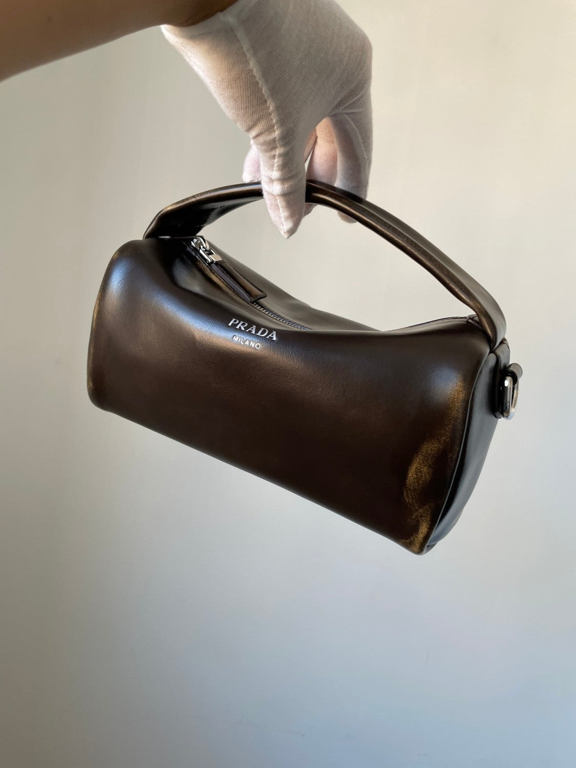 runway collection Cylinder bag Leather Shoulder Bags  #193912