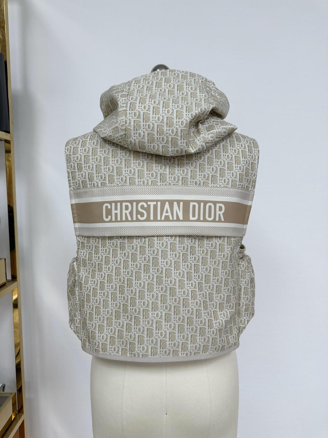 Women's Spring/Summer Logo Printed Solid Color Hooded Zipper Sleeveless Vest Jacket #76126