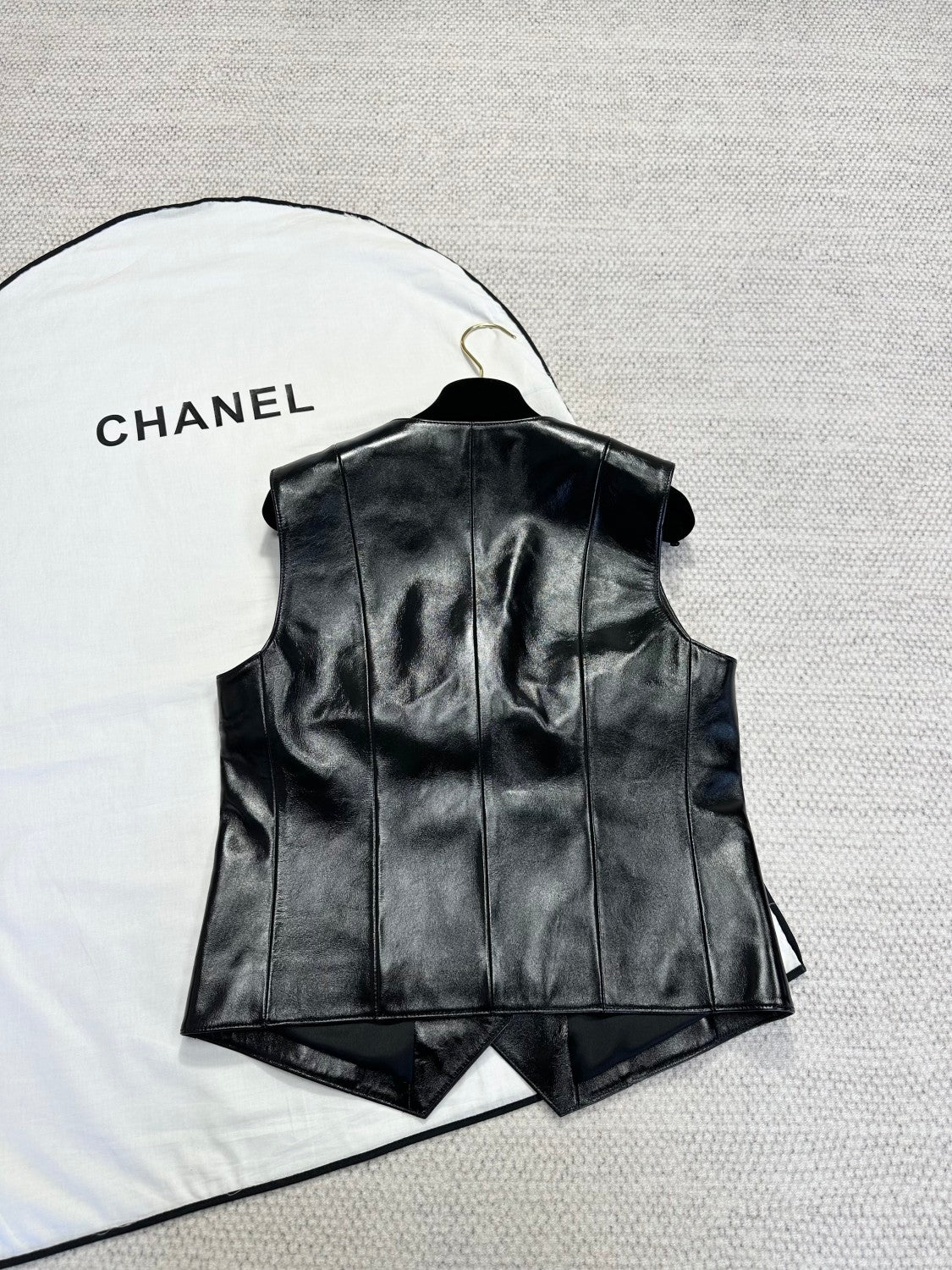 Women's Spring/Fall Fashion Classic Solid Color V-Neck Single Button Leather Top Vest #78488