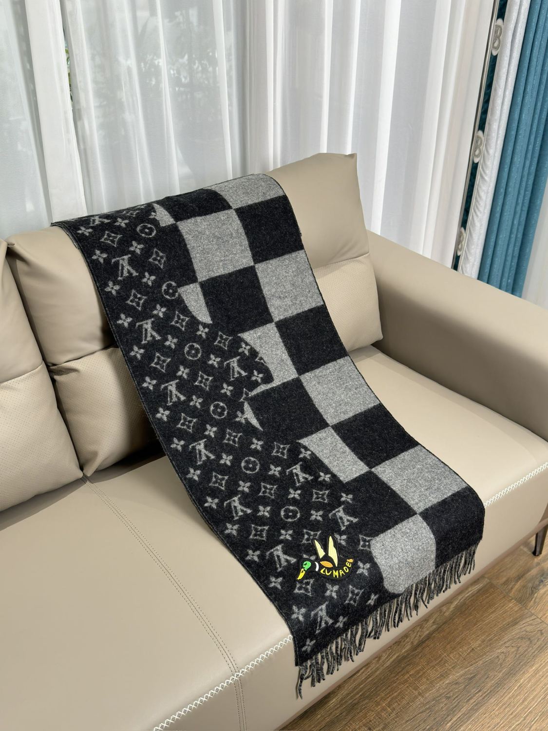 Men's Black Gray Embroidered Duck Pattern Cashmere Scarf #73219