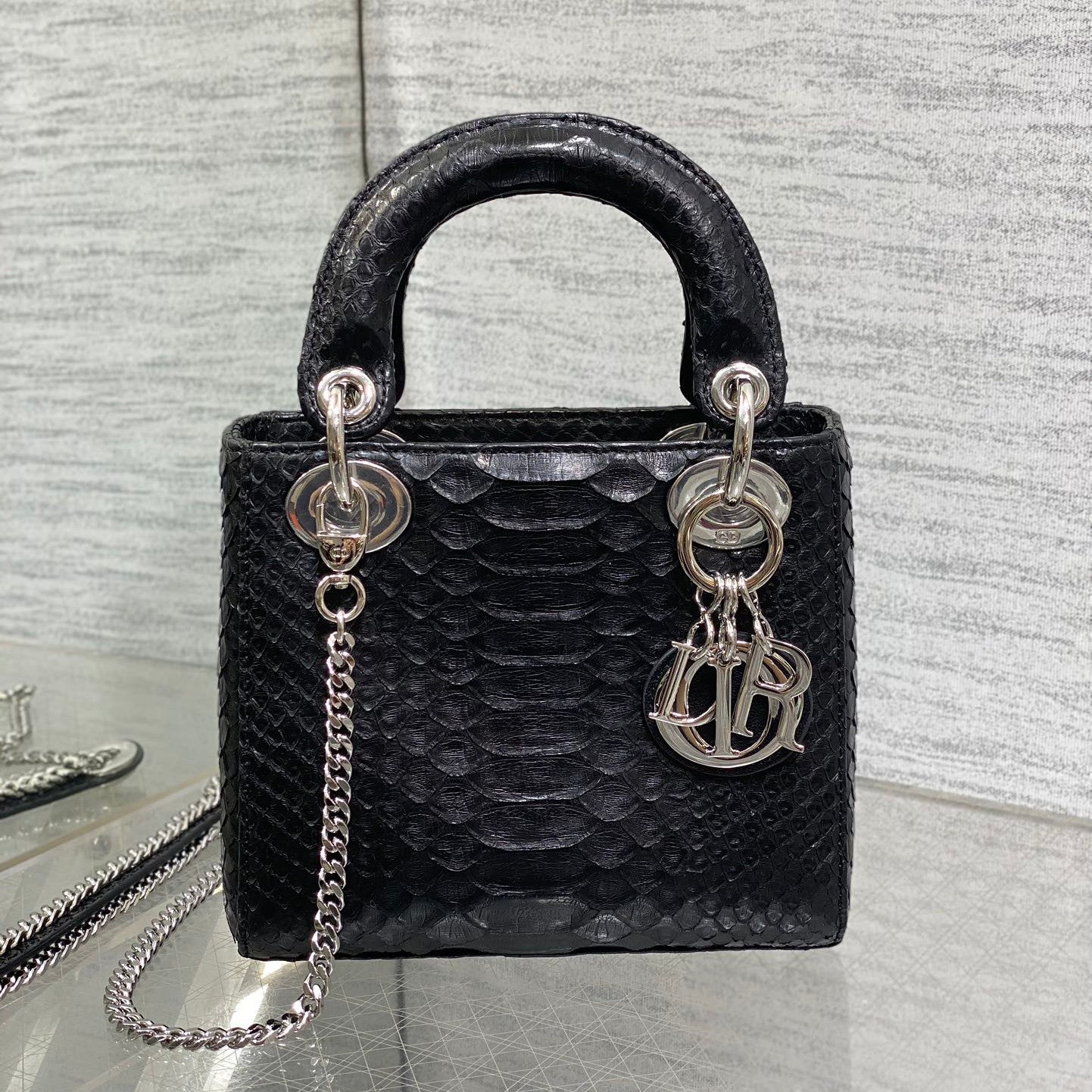 CD Lady Women's Solid Color Metal Pendant Detachable Chain Shoulder Strap Snake Skin Single Shoulder Crossbody Handbag Bag Bags #77722