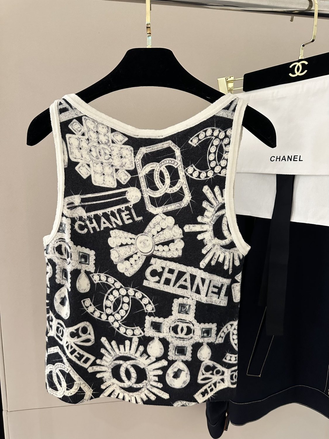 Women's Summer Fashion Trend Pattern Printed Round Neck Sleeveless Straight Top Vest #78413