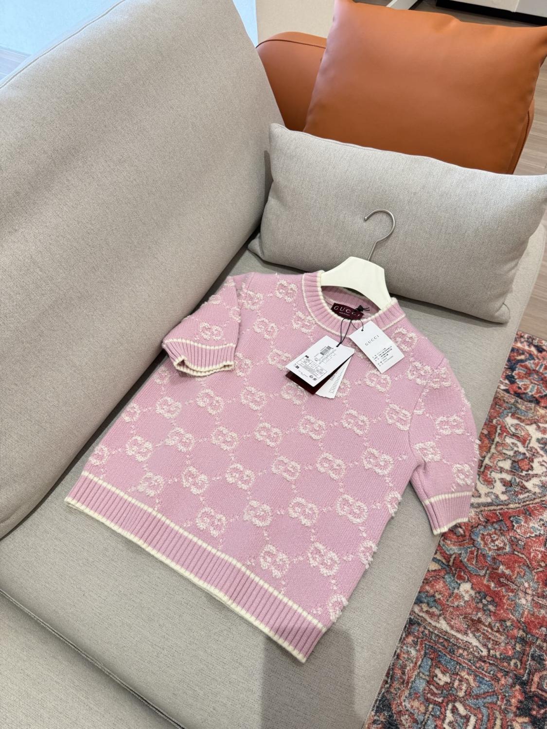 Spring Women's Pink Logo Applique Round Neck Short Sleeve Knit T-Shirt #75325