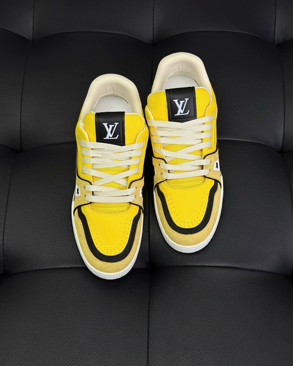 LV Trainer Men's And Women's Solid Color Cowhide Leather Round Toe Low Top Lace-up Sneakers Shoes #77891